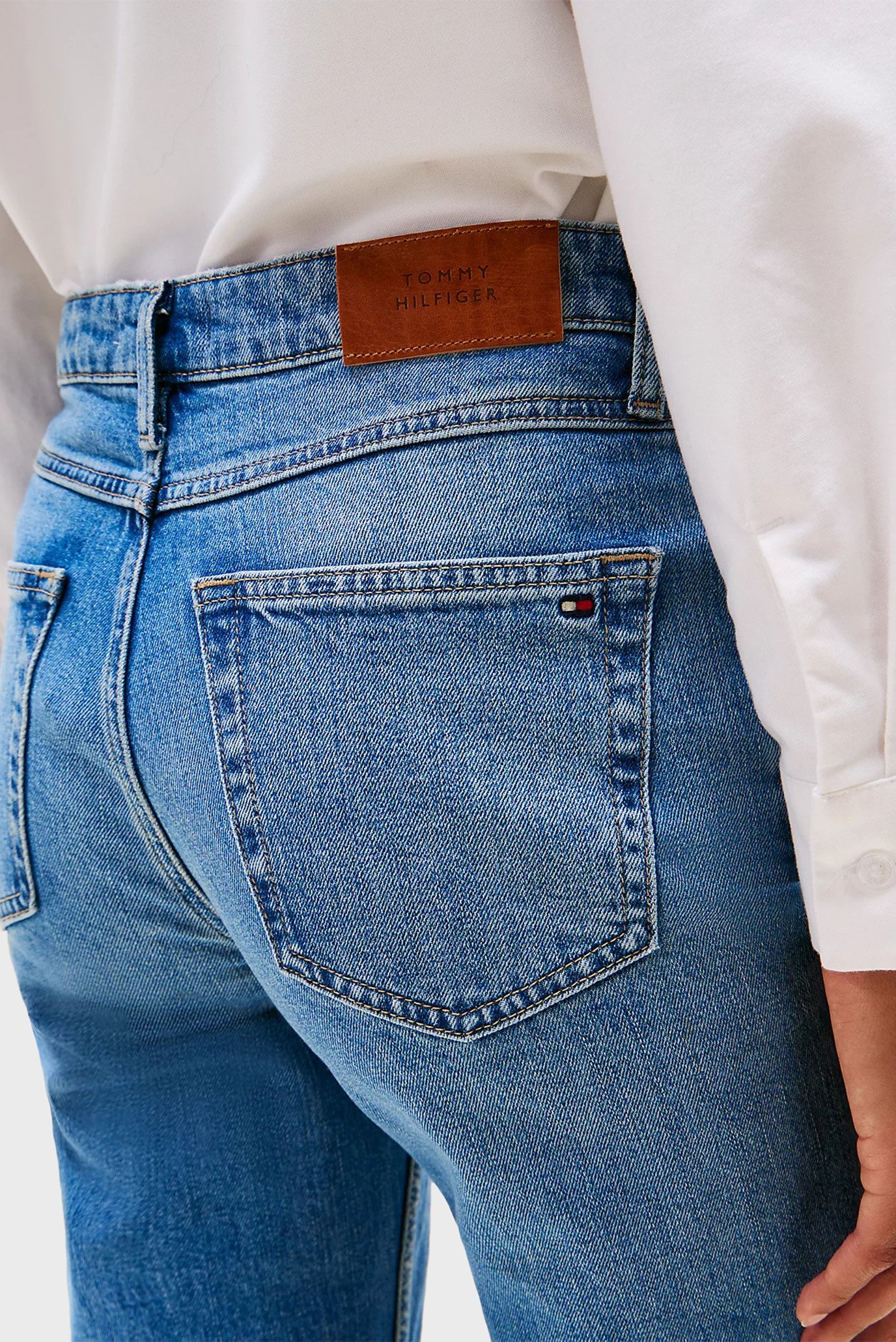 Джинсы CLASSIC STRAIGHT RW UMA 4