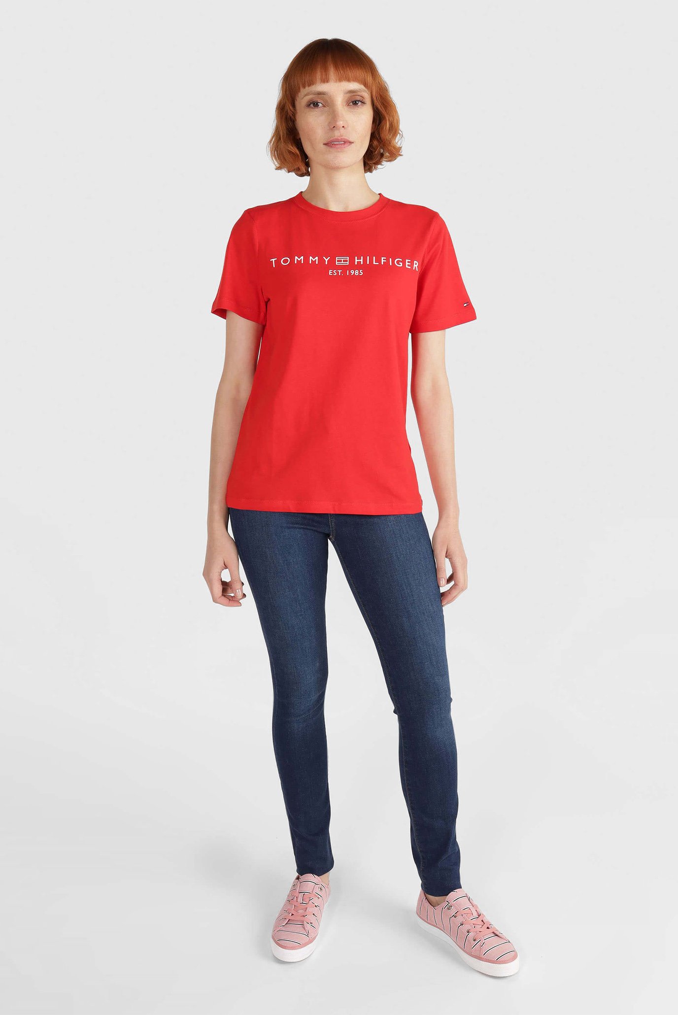 Женская красная футболка REG CORP LOGO C-NK SS 5