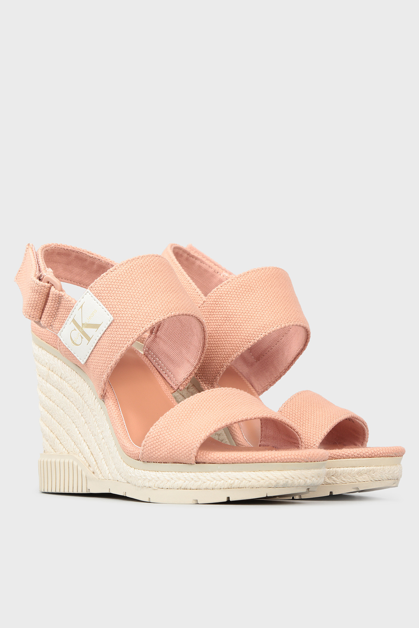 Женские розовые босоножки 2