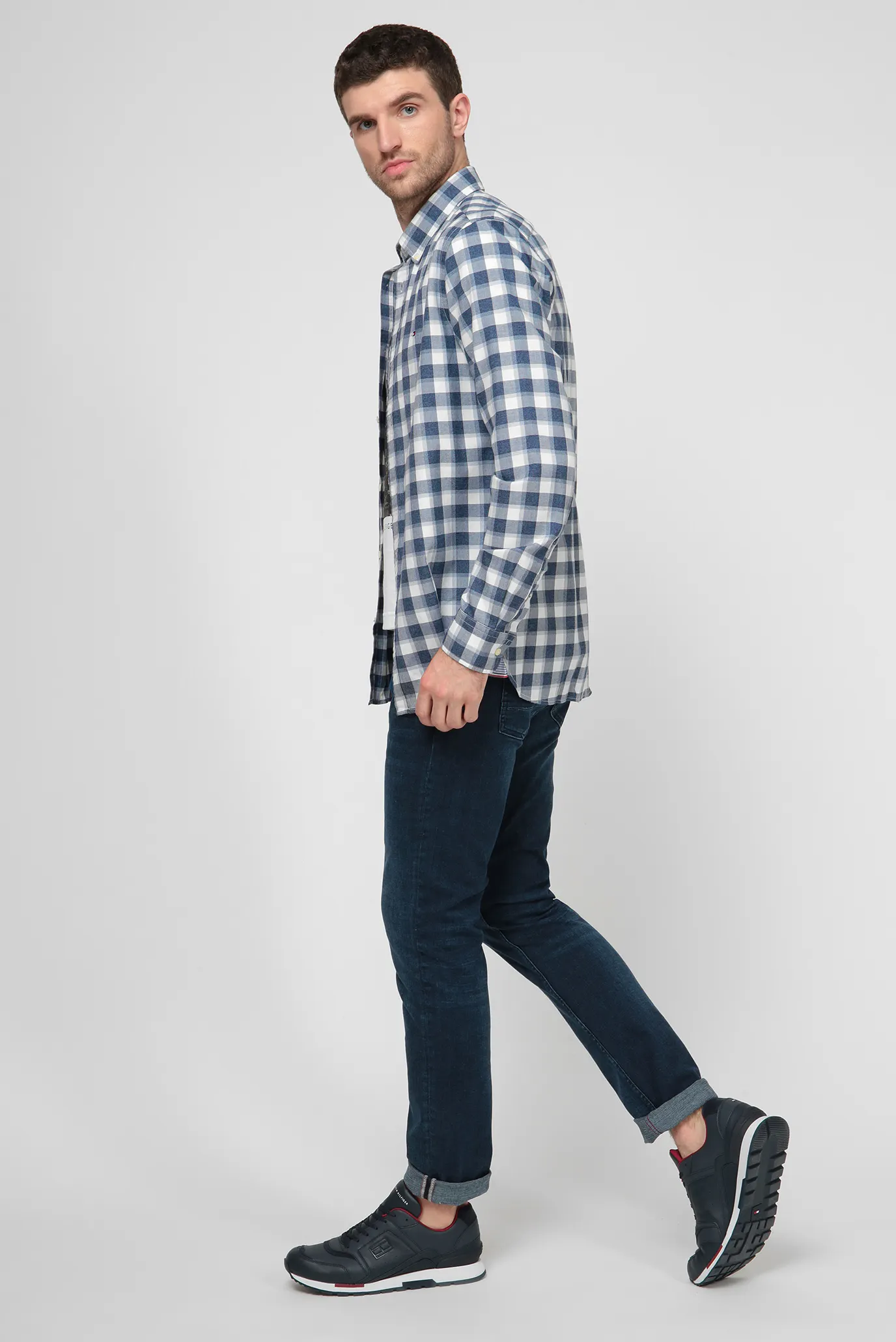 Мужская темно-синяя рубашка в клетку 10