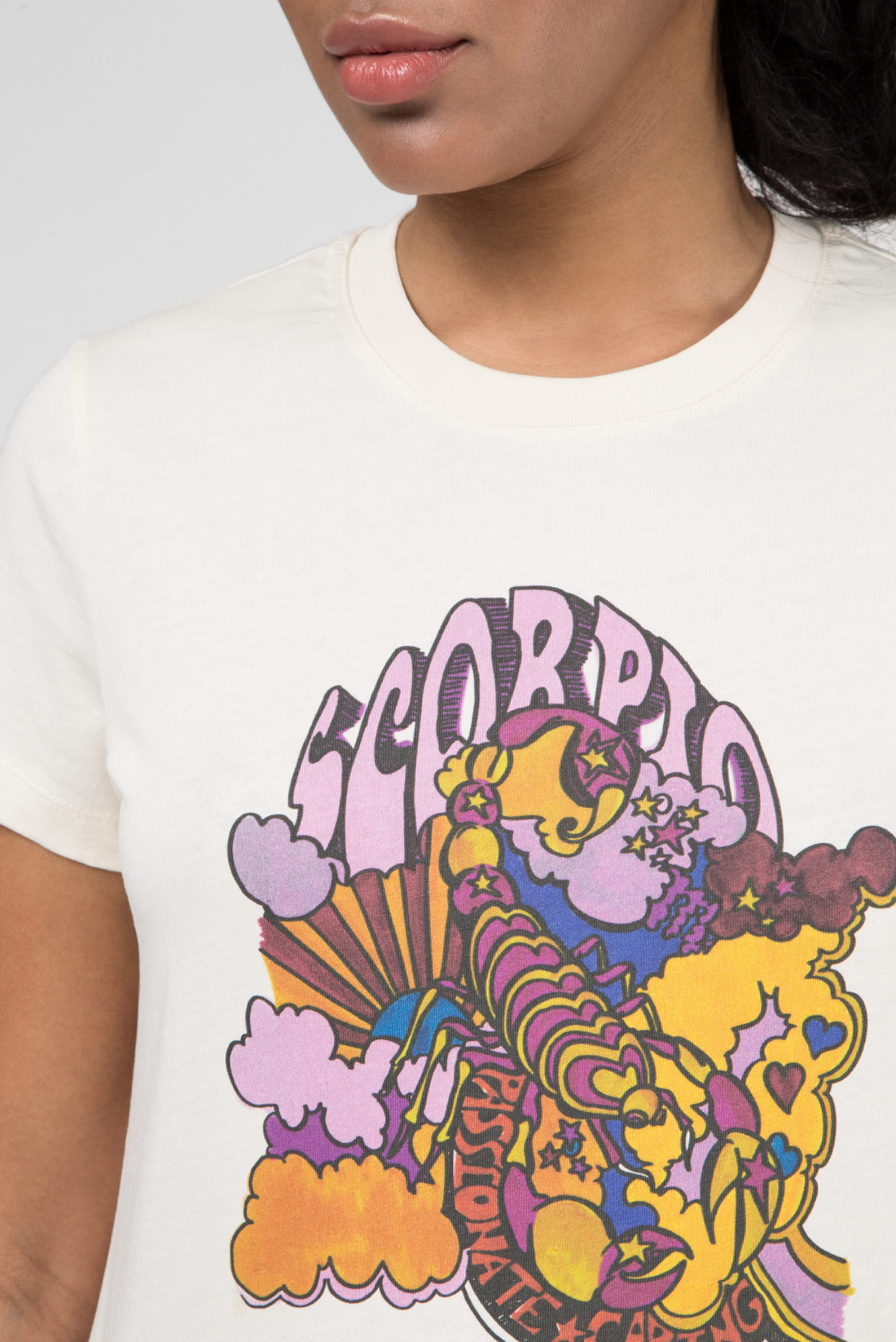 Женская бежевая футболка ZENDAYA ZODIAC SCORPIO 4