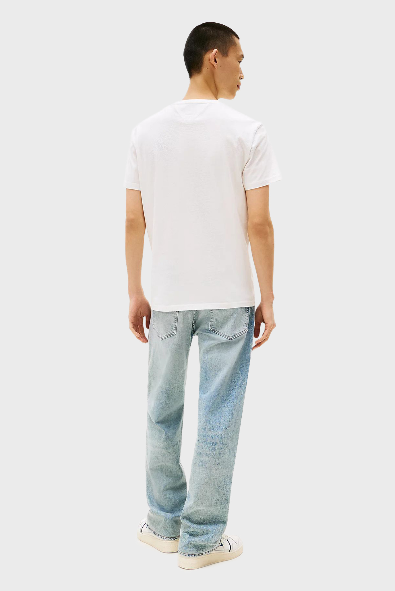 Футболка/TJM REG TOMMY DNA FLAG TEE EXT 3