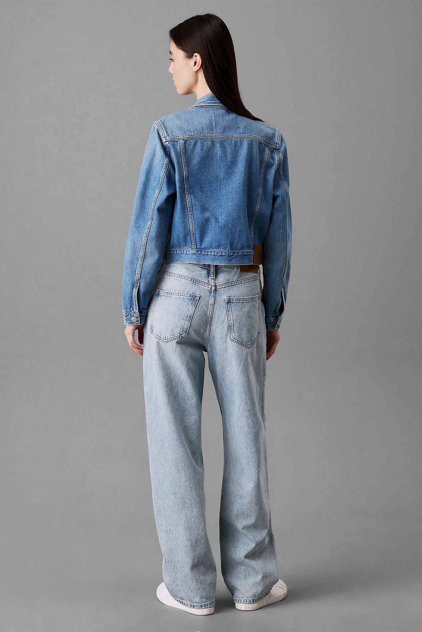 Куртка джинсовая CROPPED 90'S DENIM TRUCKERCalvin Klein Jeans Куртка джинсовая CROPPED 90'S DENIM TRUCKER 3