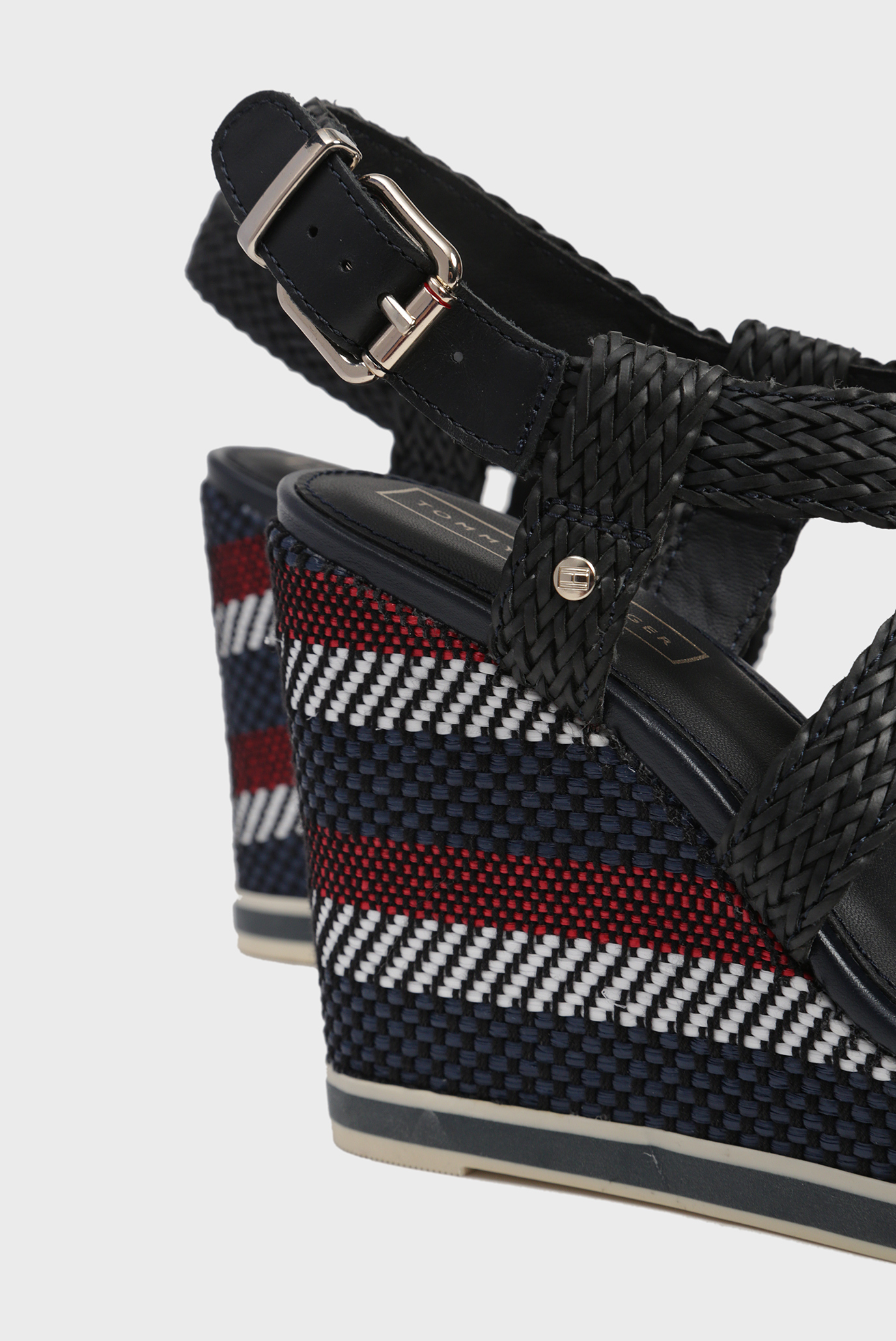 Босоножки 10