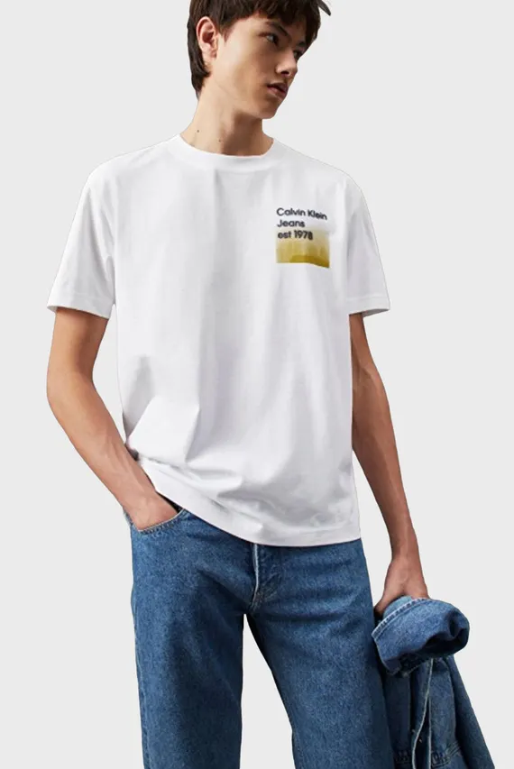 Футболка LOGO FADE BOX TEE Calvin Klein Jeans