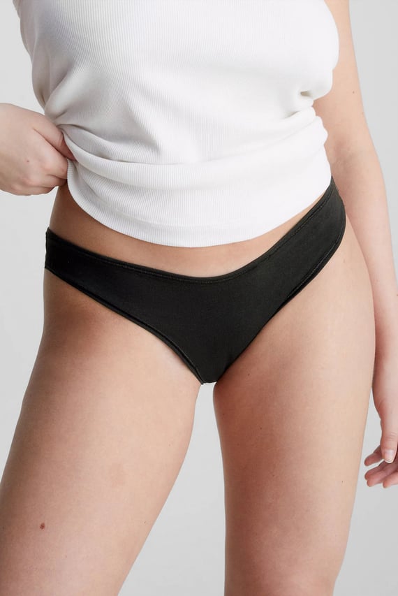 Трусы THONG Calvin Klein