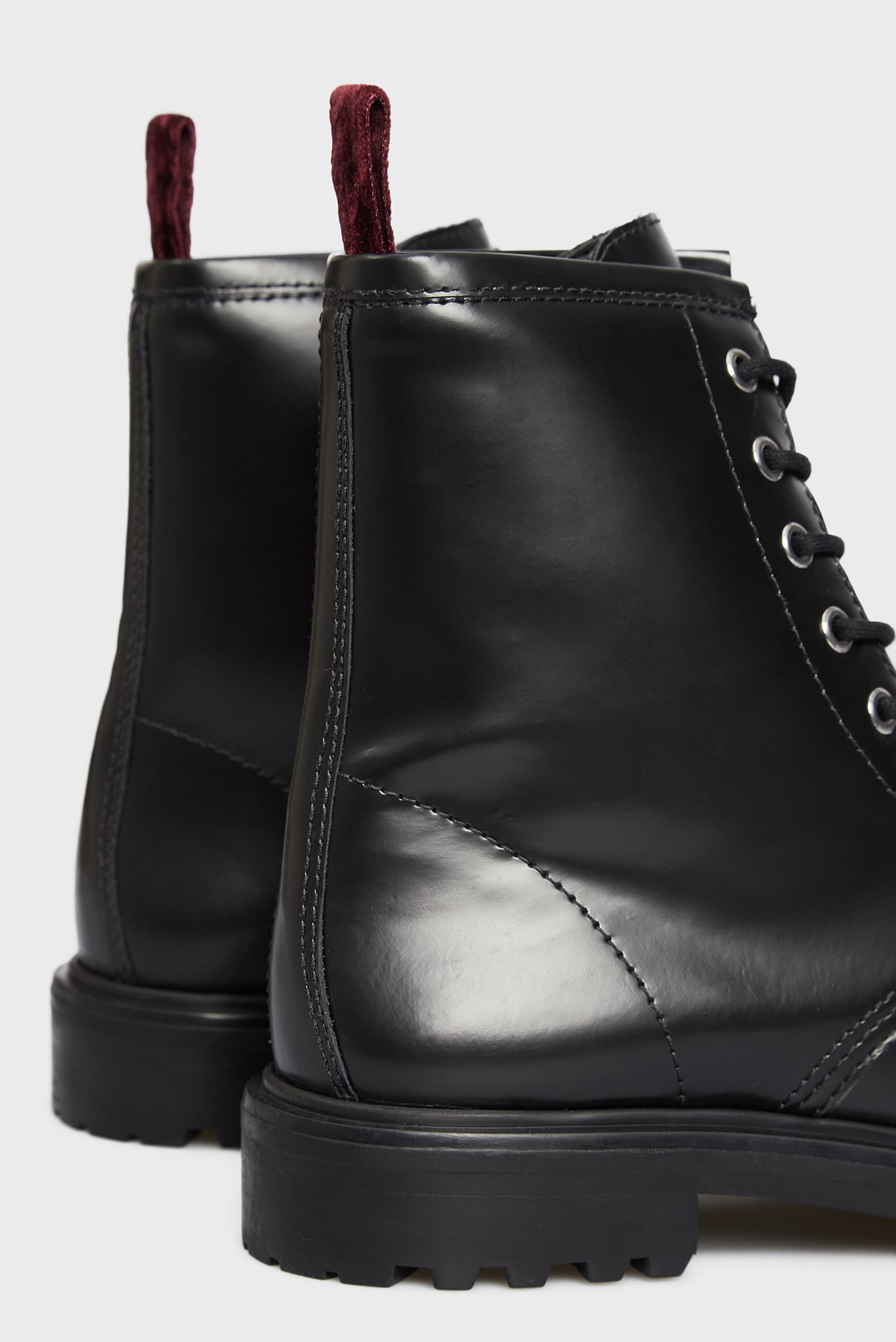 Женские черные кожаные ботинки 5