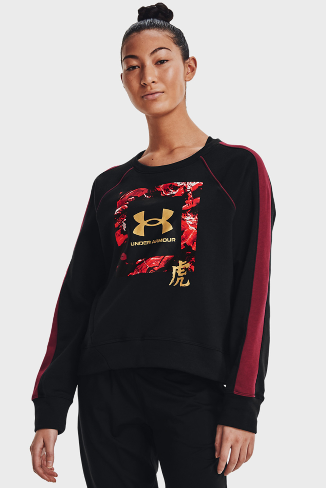 Женский черный свитшот CNY Crew Sweatshirt 8