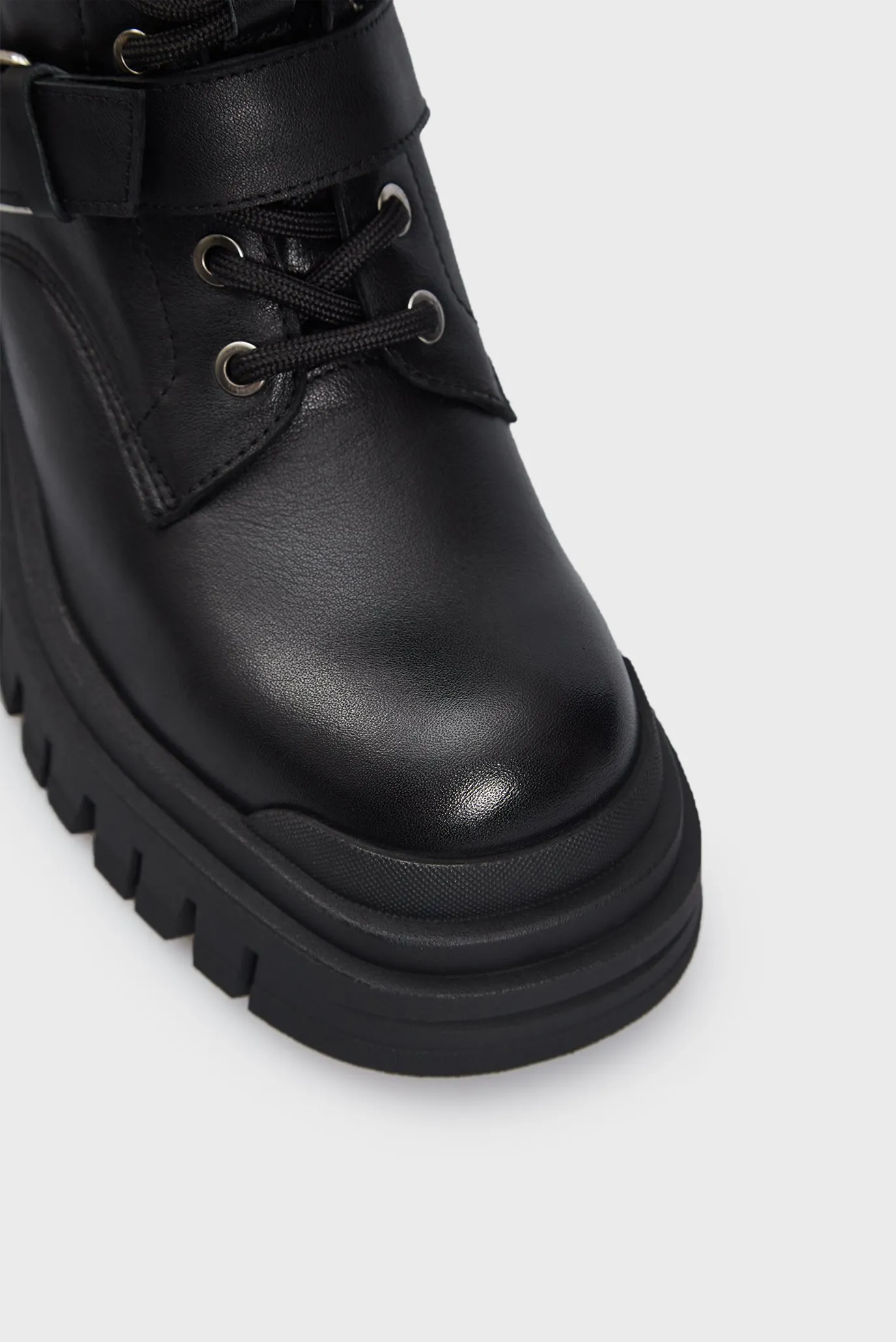 Женские черные кожаные ботинки Cattleya 4