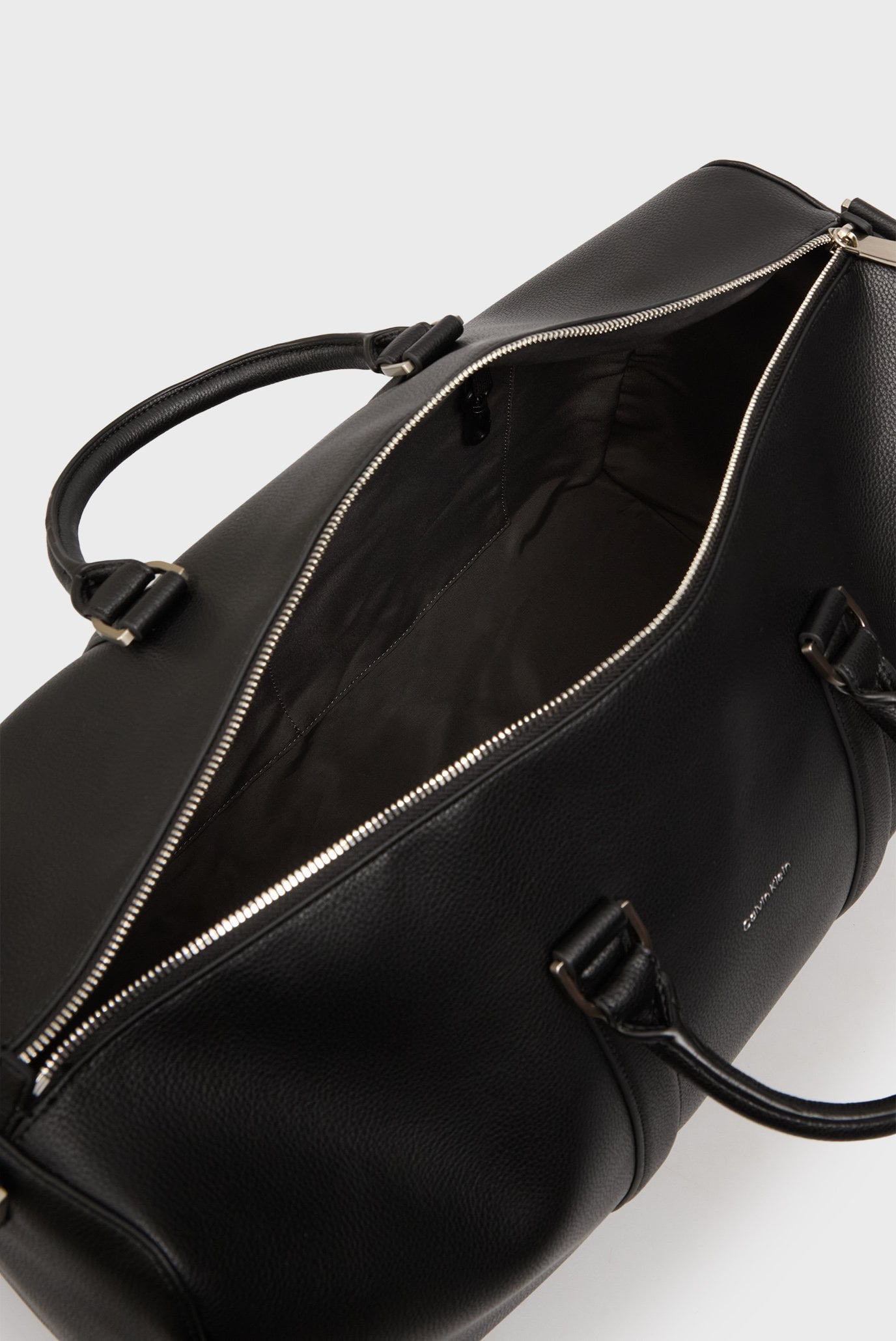 Сумка RAISED DUFFLE 5