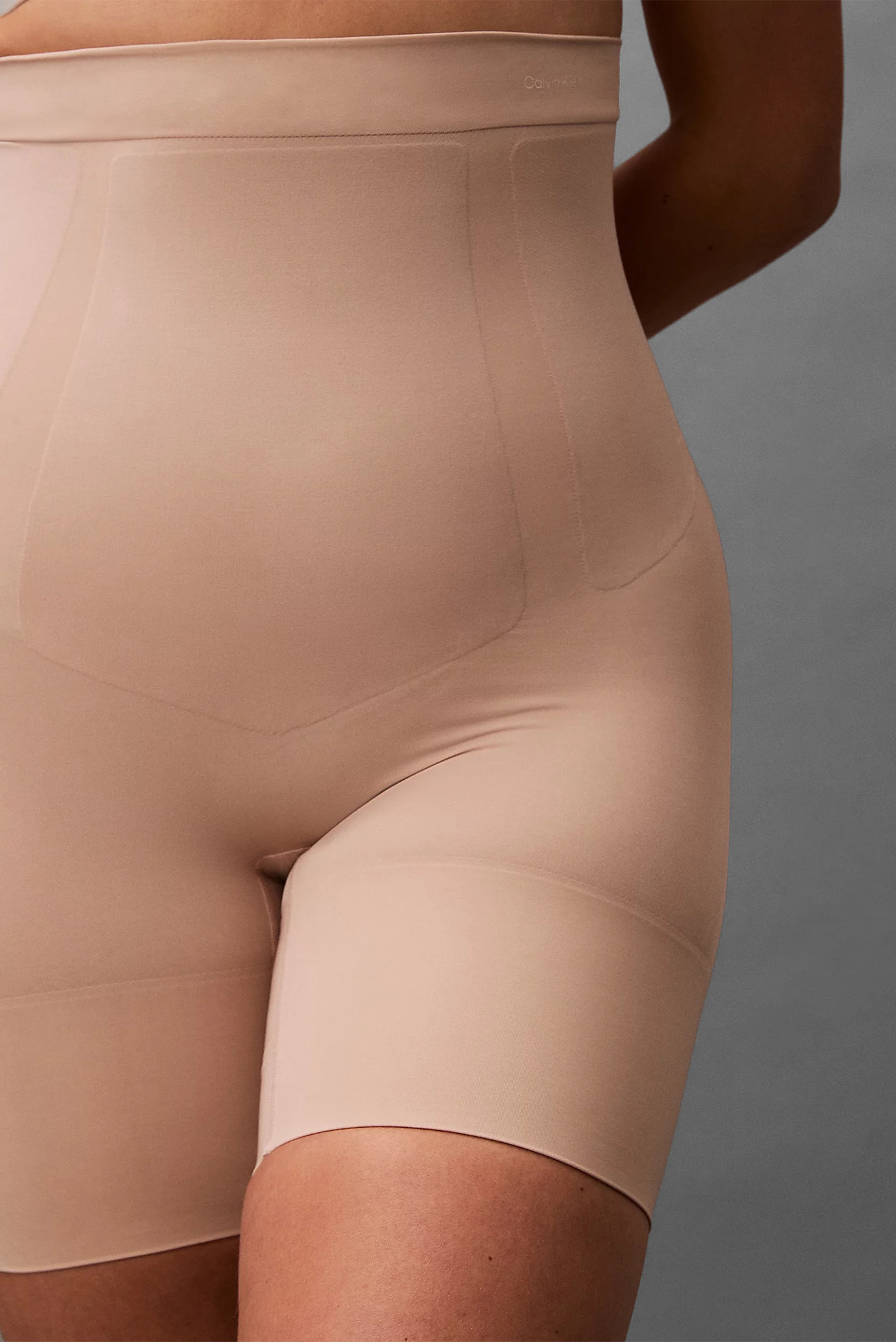 Шорты EXTRA FIRM SEAMLESS SHORTCalvin Klein Шорты EXTRA FIRM SEAMLESS SHORT 7