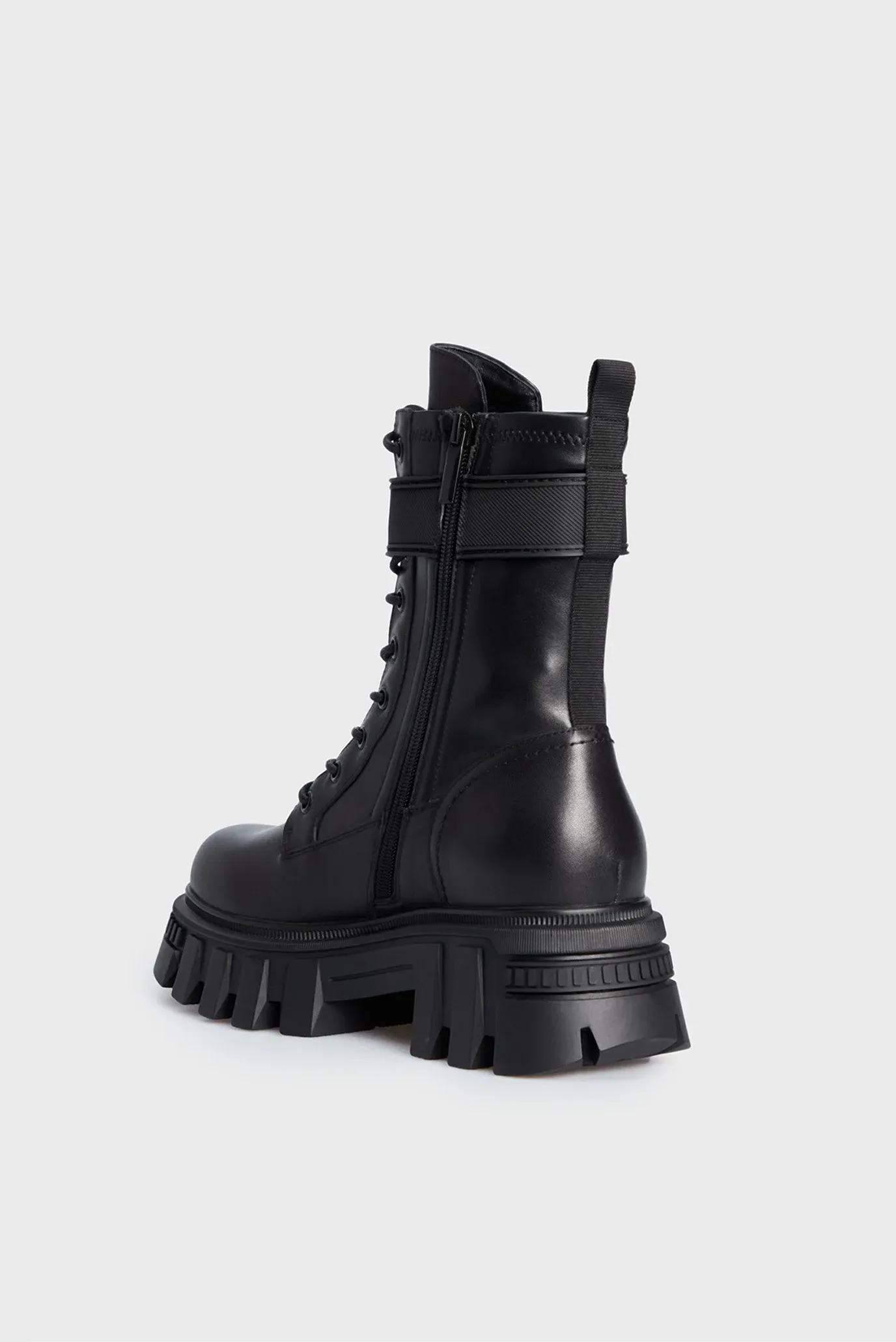 Женские черные кожаные ботинки Vinda 5