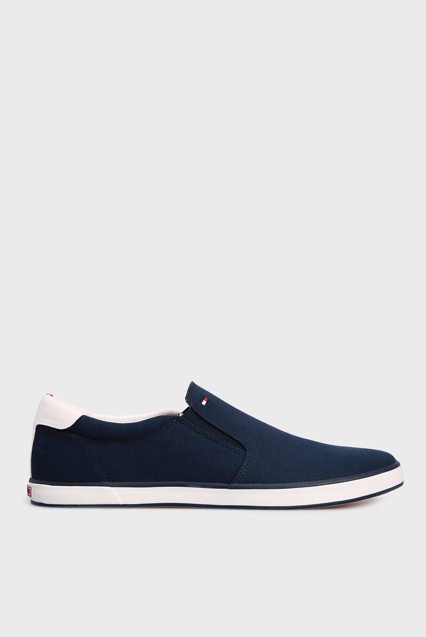 Slip on tommy online