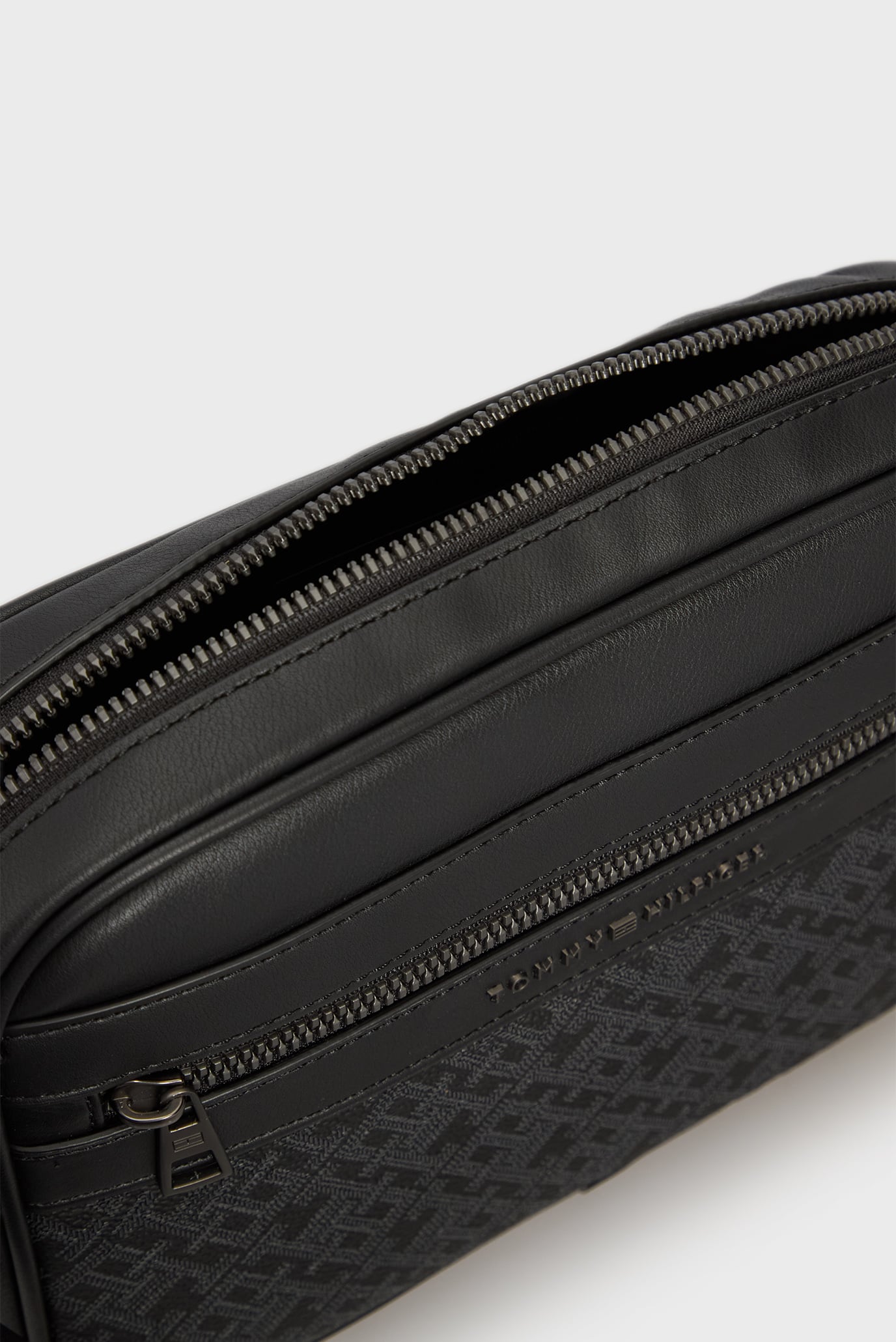 Сумка/TH MONOGRAM EW REPORTER 5