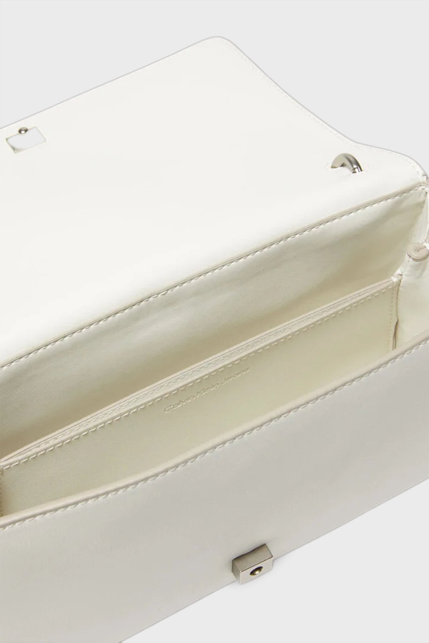 Сумка SCULPTED EW FLAP25 SHOULDER BAGCalvin Klein Jeans Сумка SCULPTED EW FLAP25 SHOULDER BAG 2