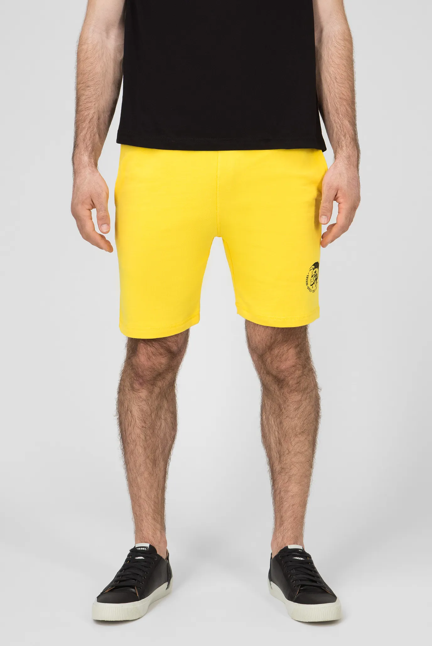 Мужские желтые шорты UMLB-PAN 6