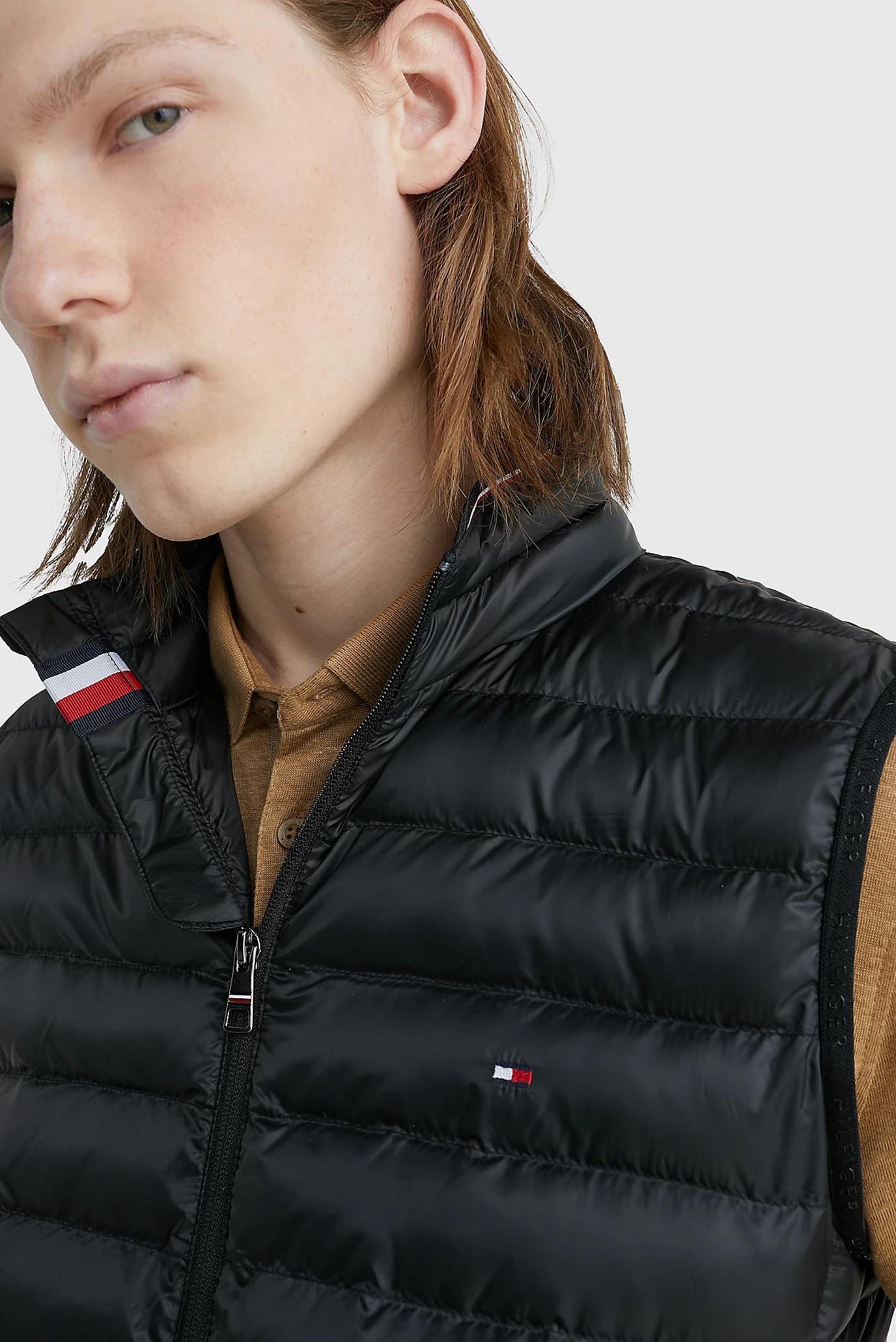 Мужской черный жилет CORE PACKABLE CIRCULAR VESTTommy Hilfiger Мужской черный жилет CORE PACKABLE CIRCULAR VEST 4