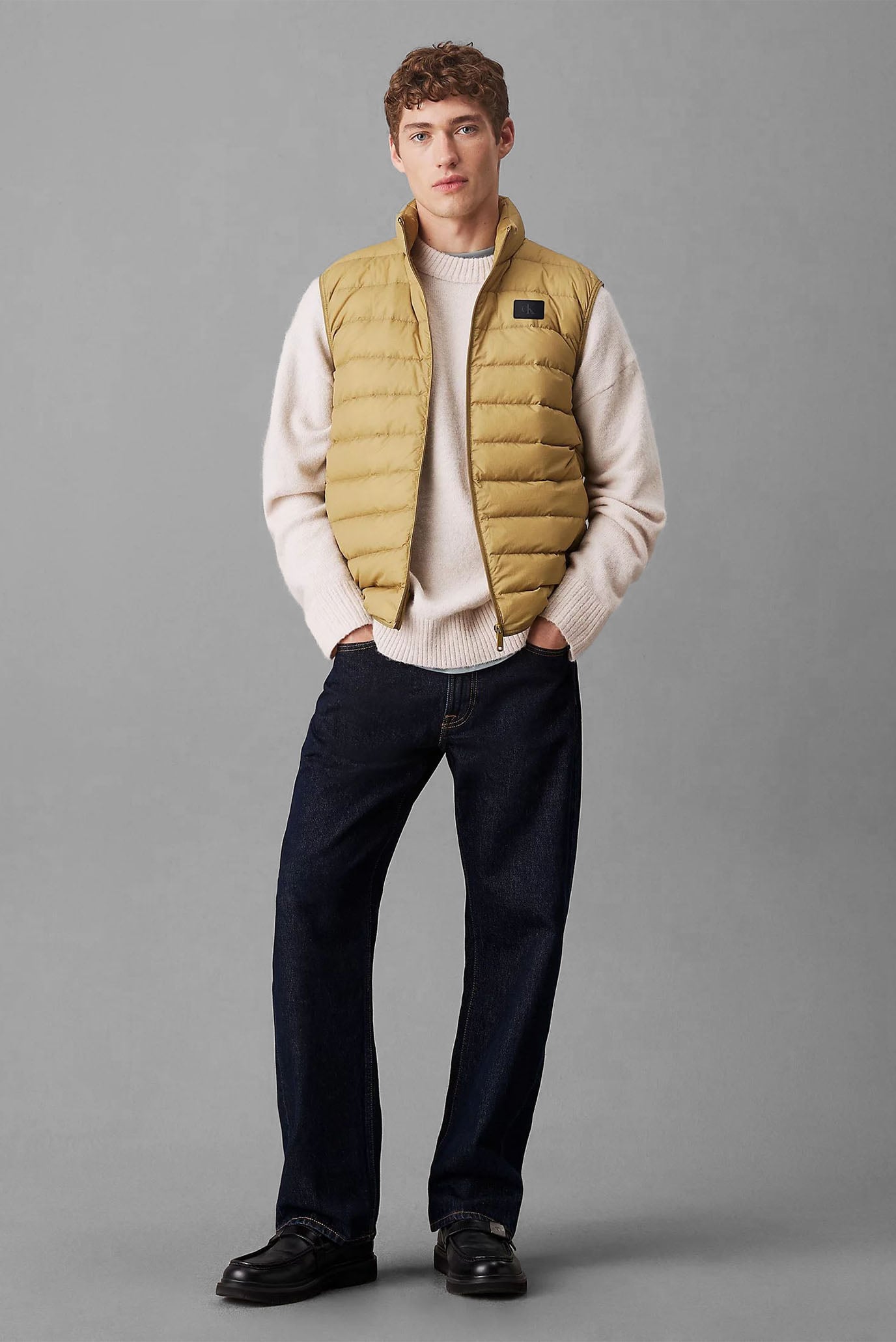 Мужской горчичный пуховой жилет UL DOWN VEST 2