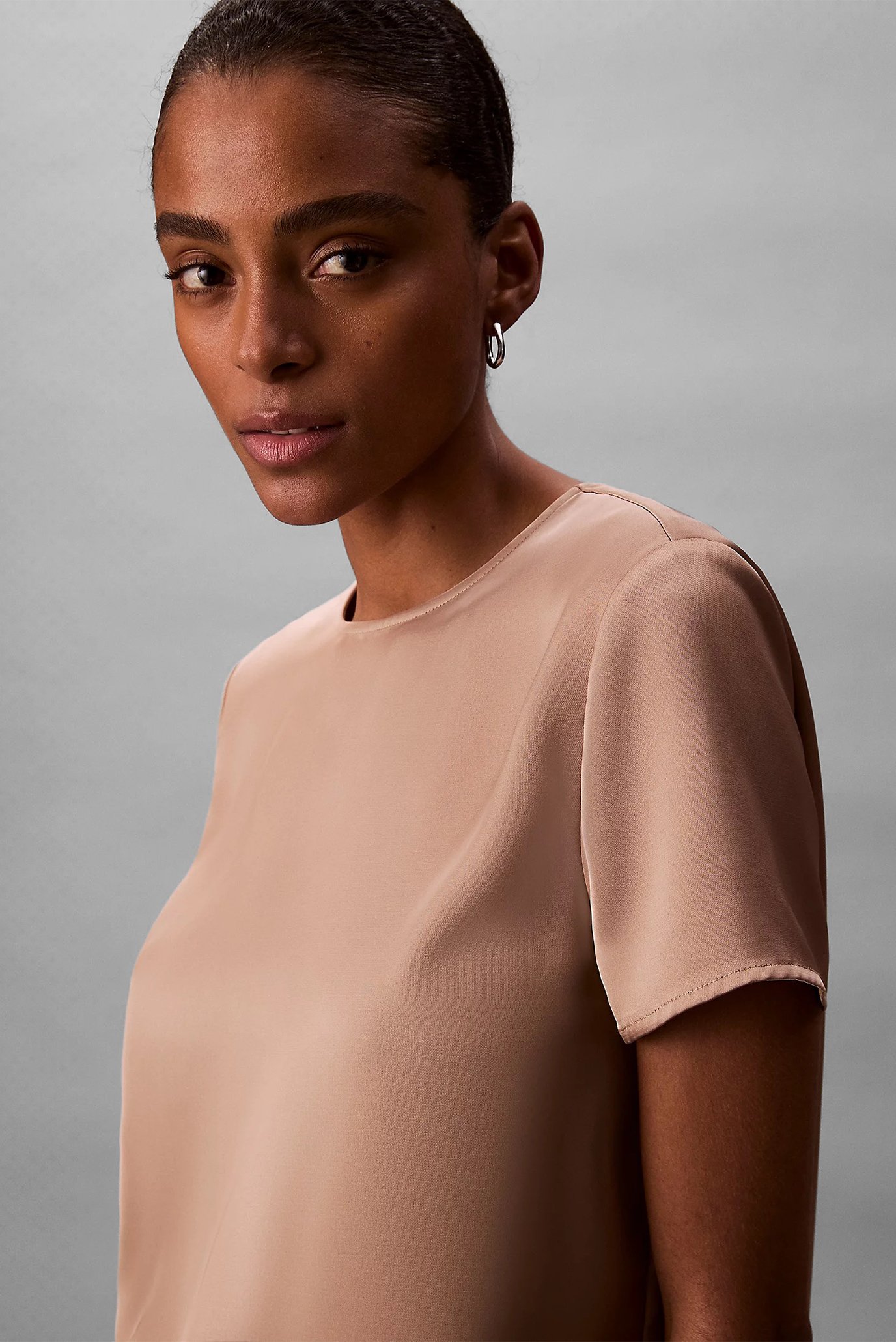 Топ Matte Shine Satin SS Shell Top 3