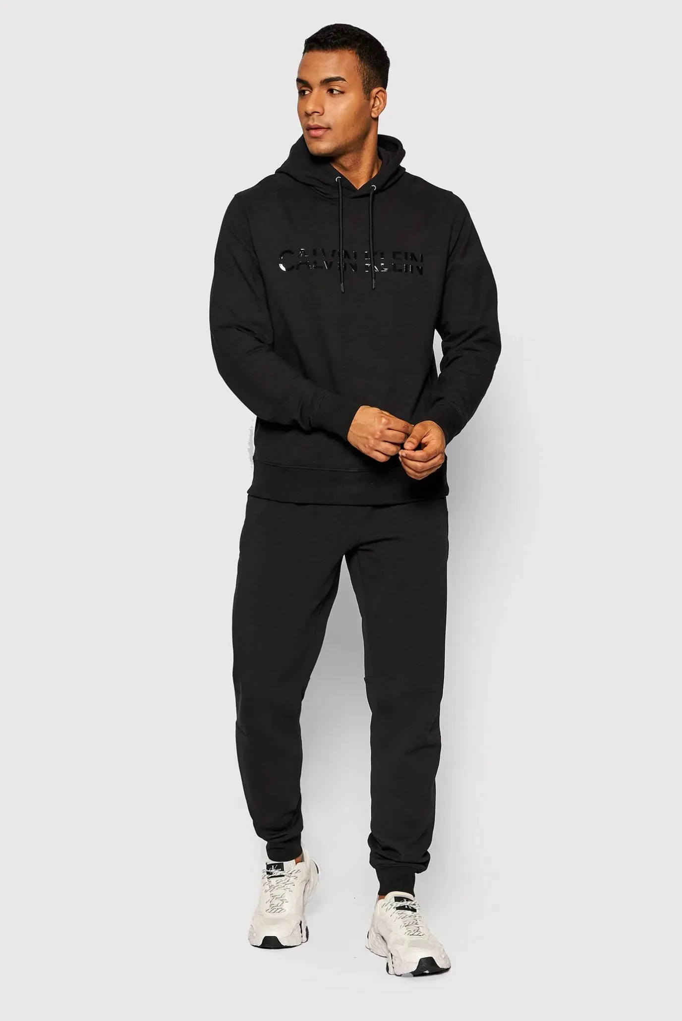 Мужские черные спортивные брюки 3