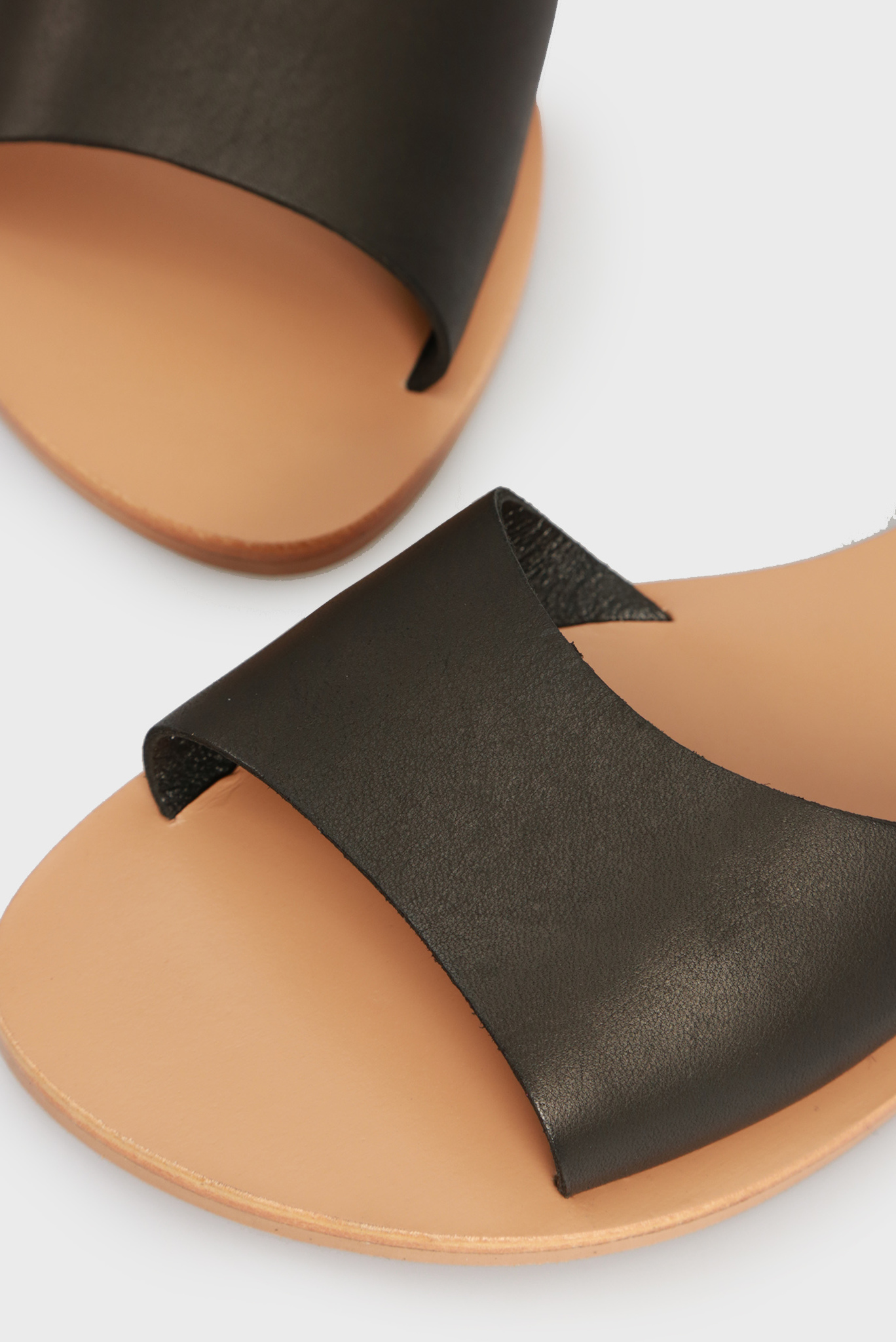 Женские черные кожаные абаркасы 2