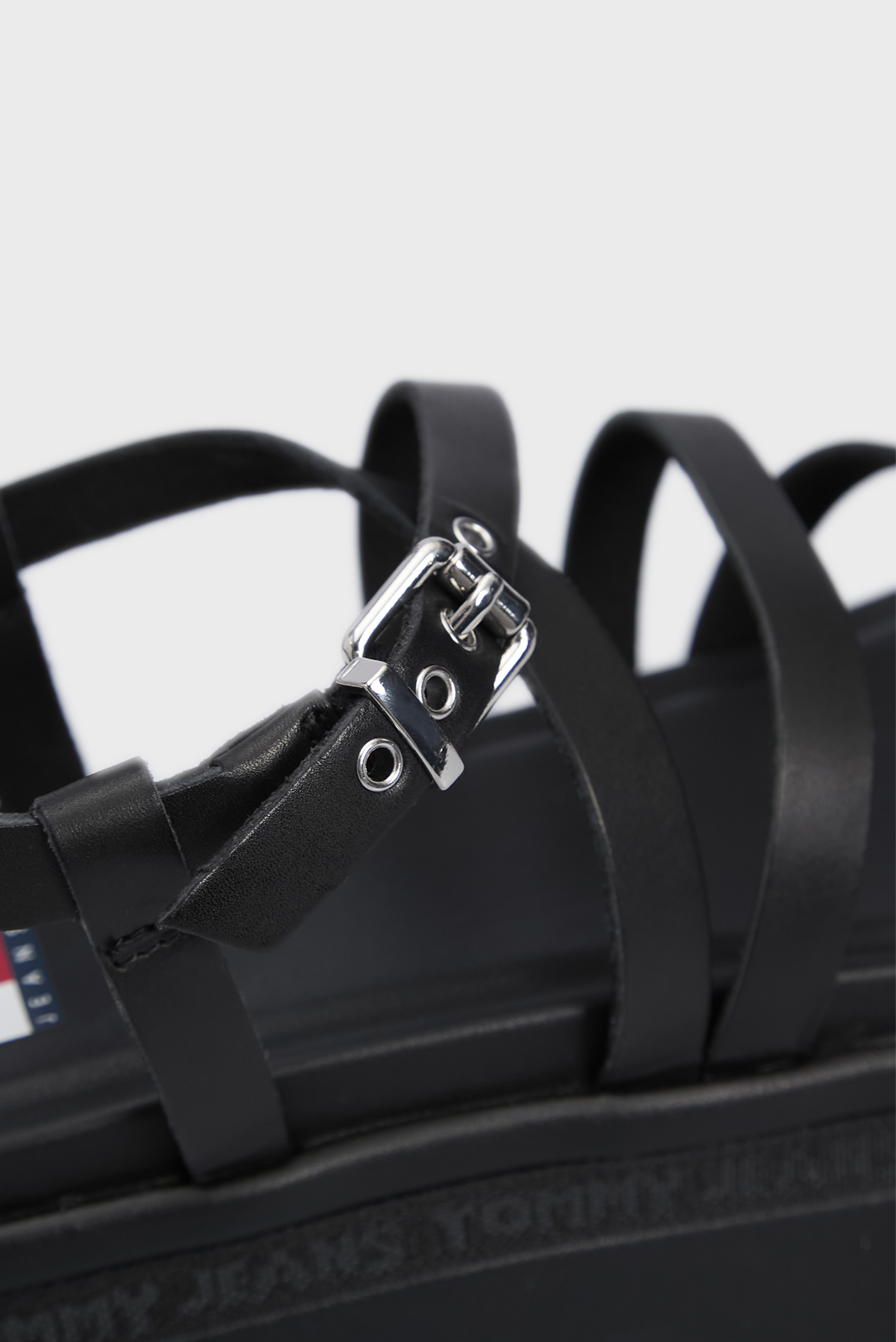 Женские черные кожаные босоножки TJW STRAPPY WEDGE SANDAL 2