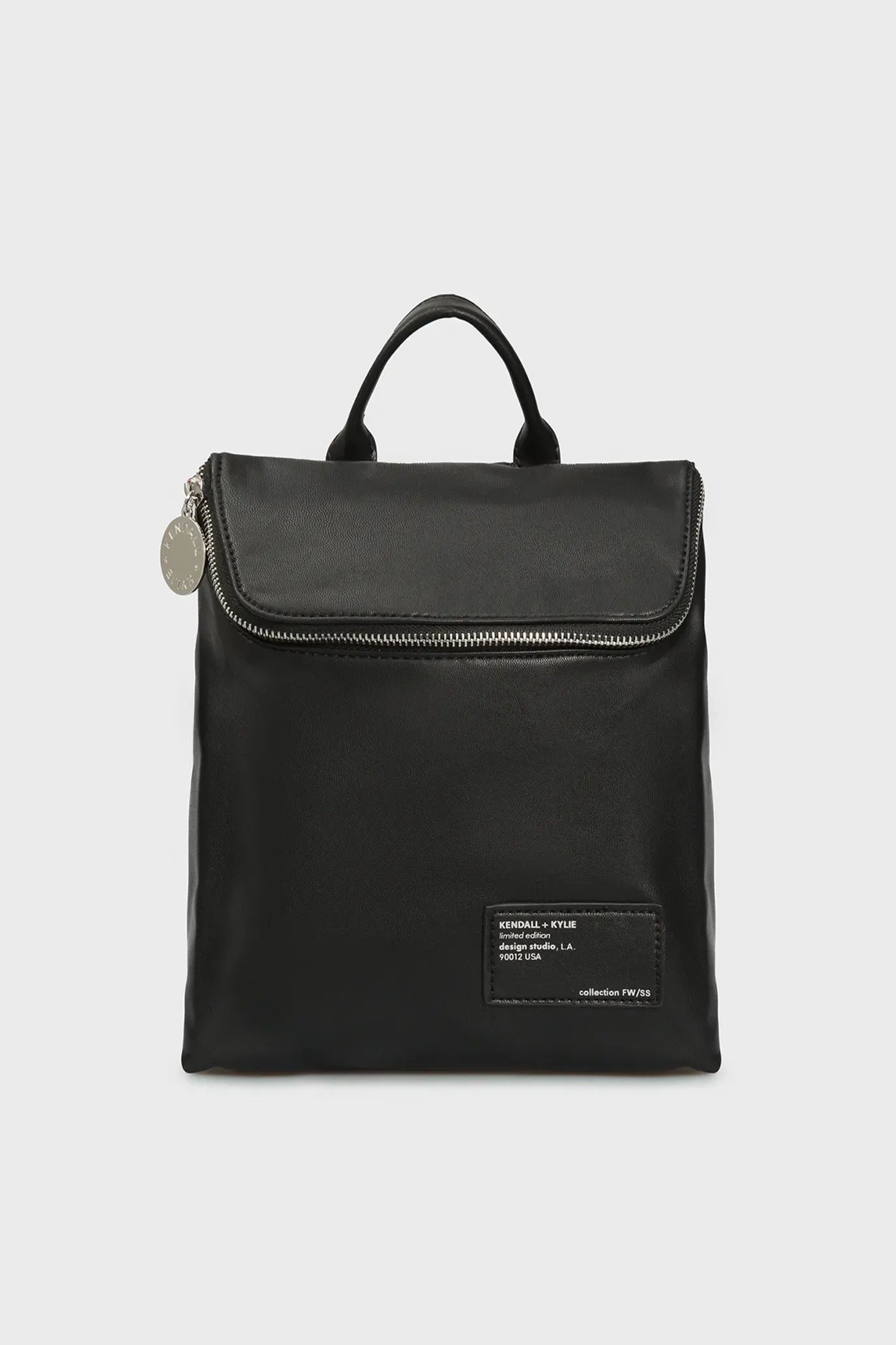 Женский черный рюкзак 1