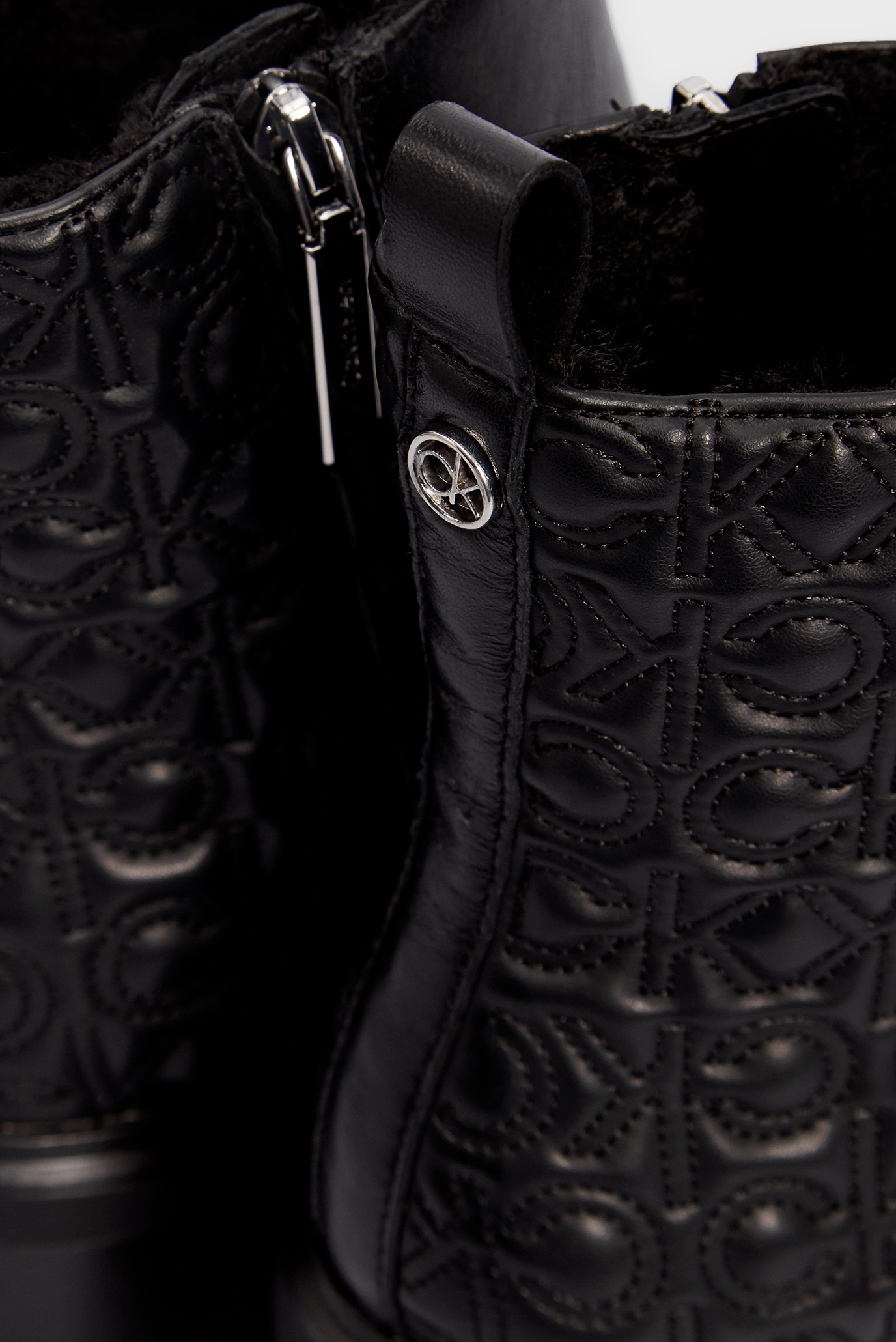 Женские черные кожаные ботильоны 9