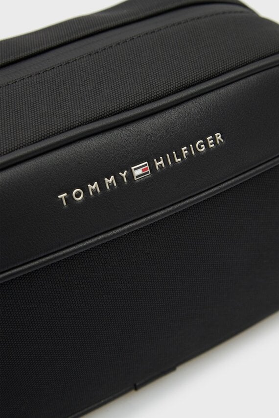 Косметичка TH FOUNDATION WASHBAG