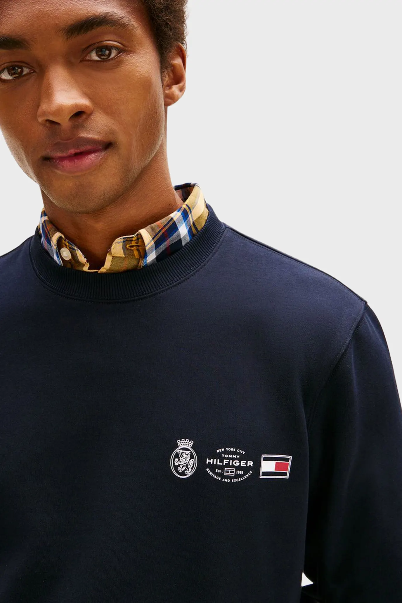 Свитшот SMALL CREST OUTLINE CREW NECK 4