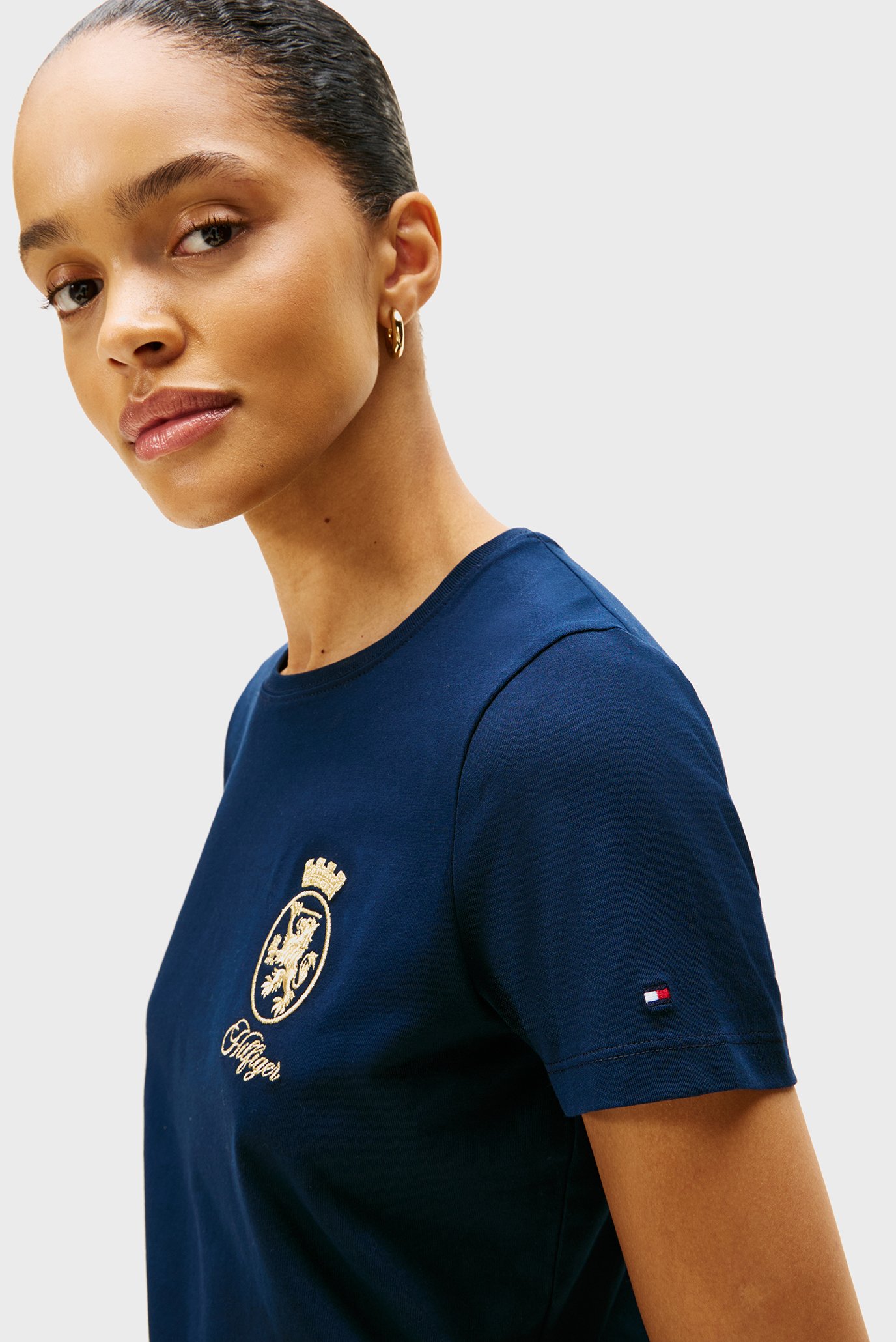 Футболка GOLD CREST REG SS TEETommy Hilfiger Футболка GOLD CREST REG SS TEE 4