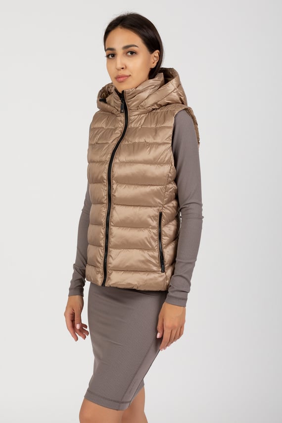 Жилет ESSENTIAL VEST