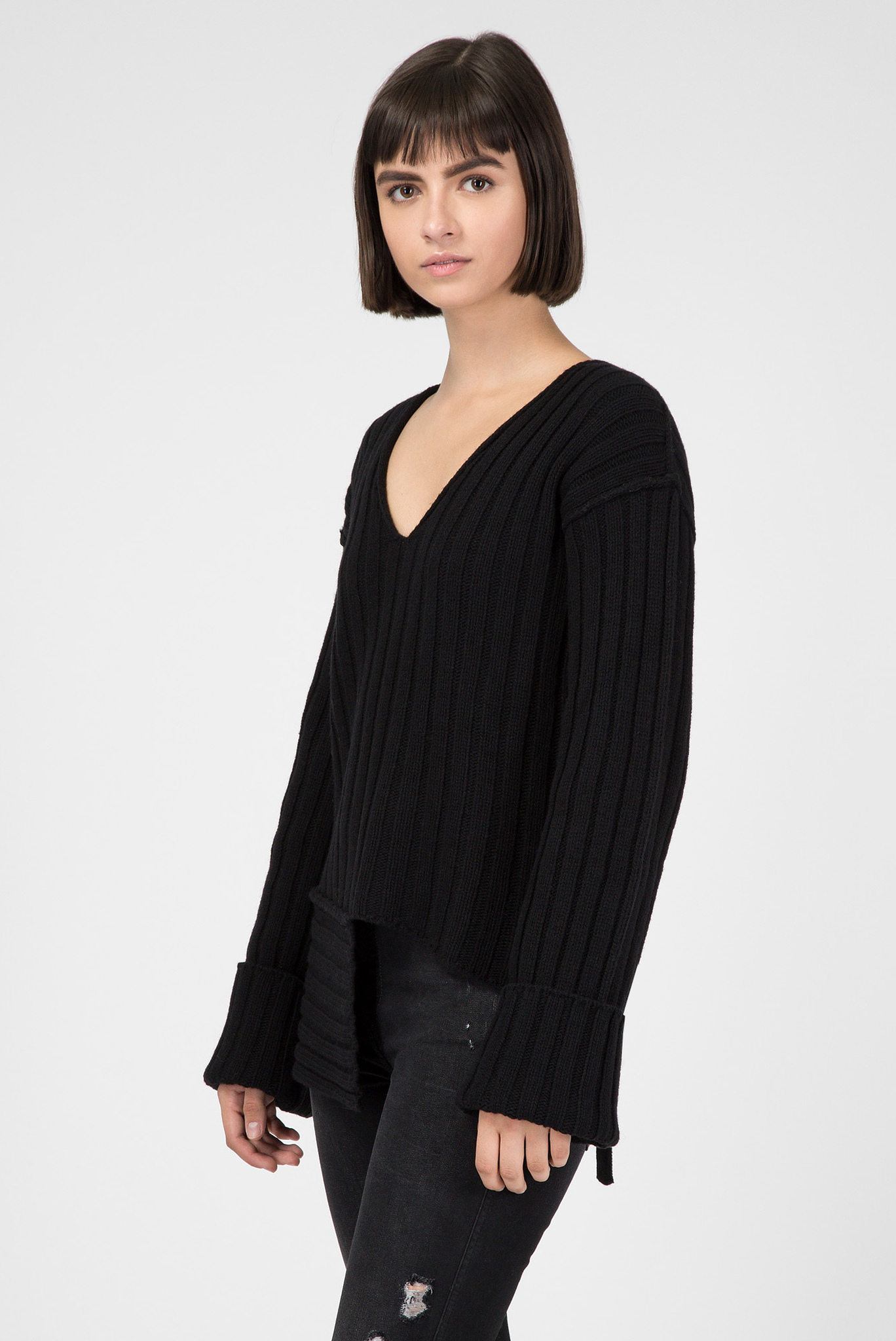 Женский черный пуловер 2