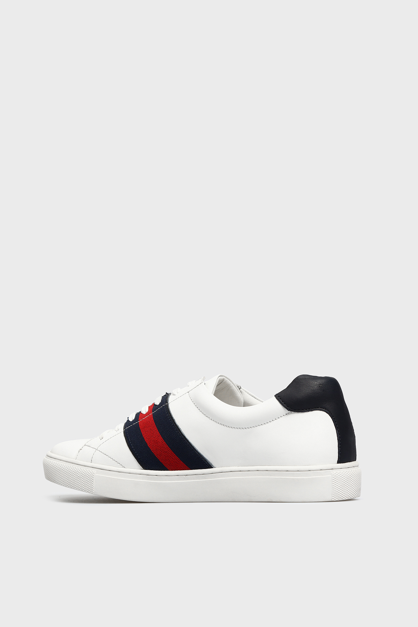 Мужские белые кожаные сникеры Mitul 10