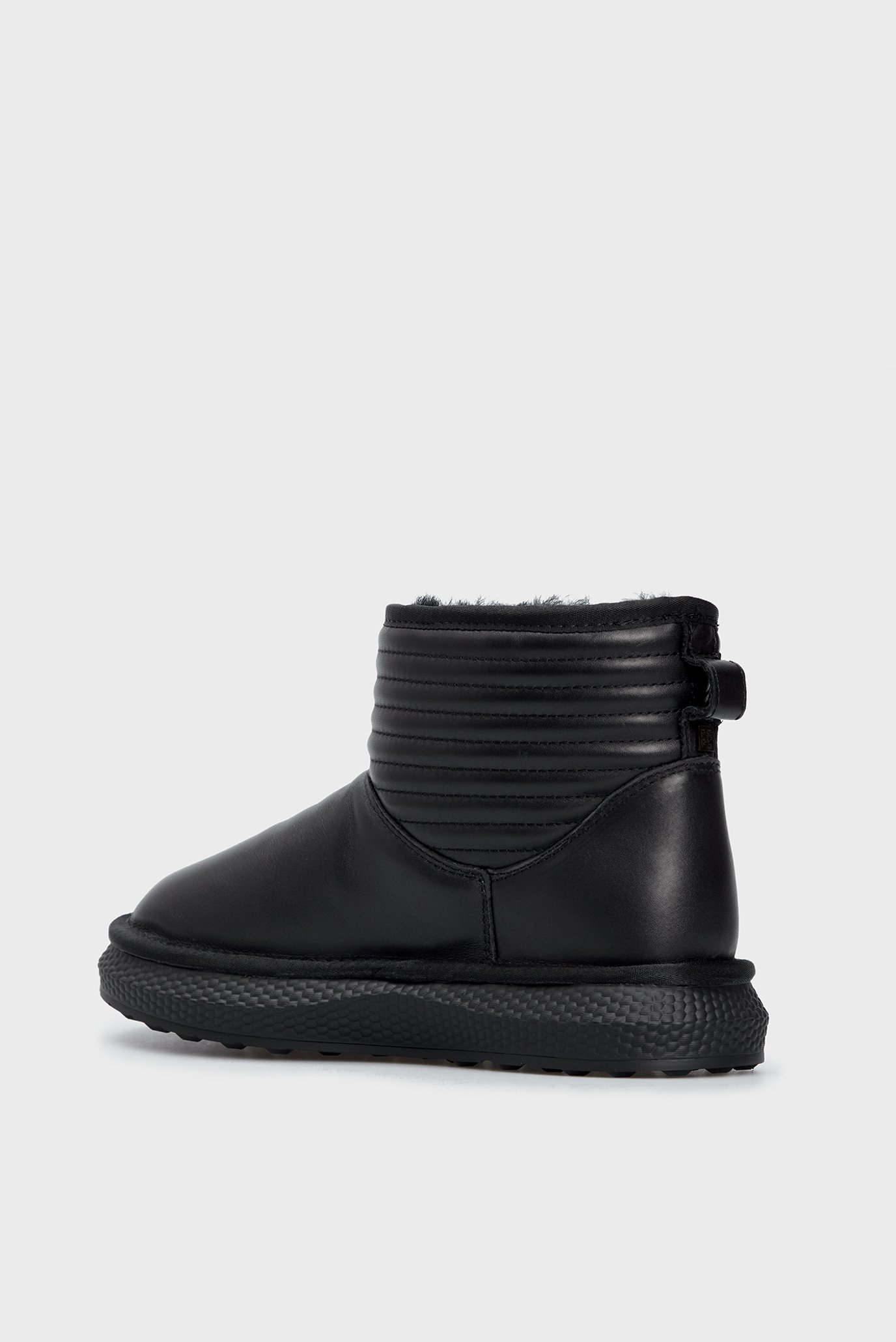 Женские черные кожаные угги Siliya 4