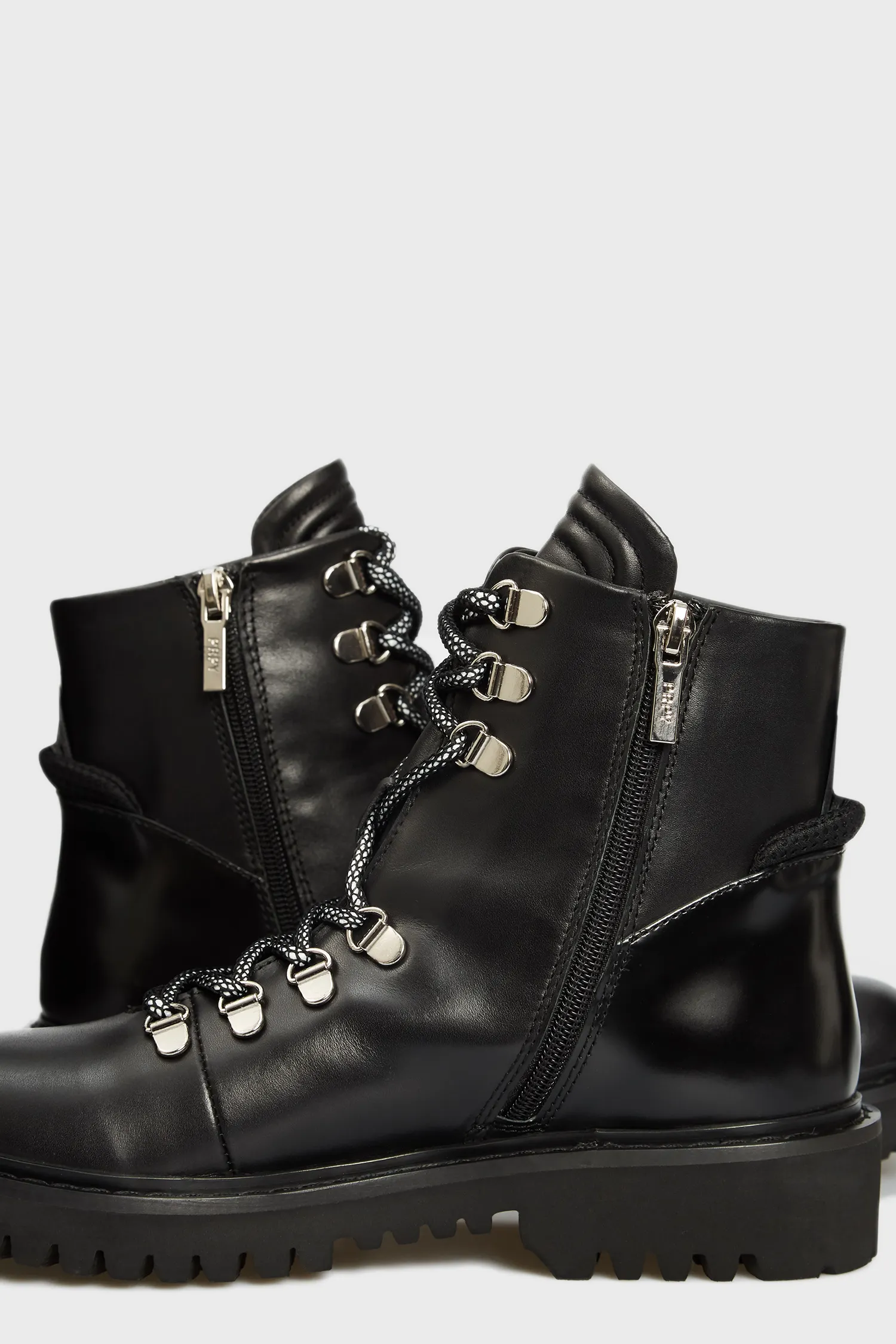 Женские черные кожаные ботинки Dacota 9