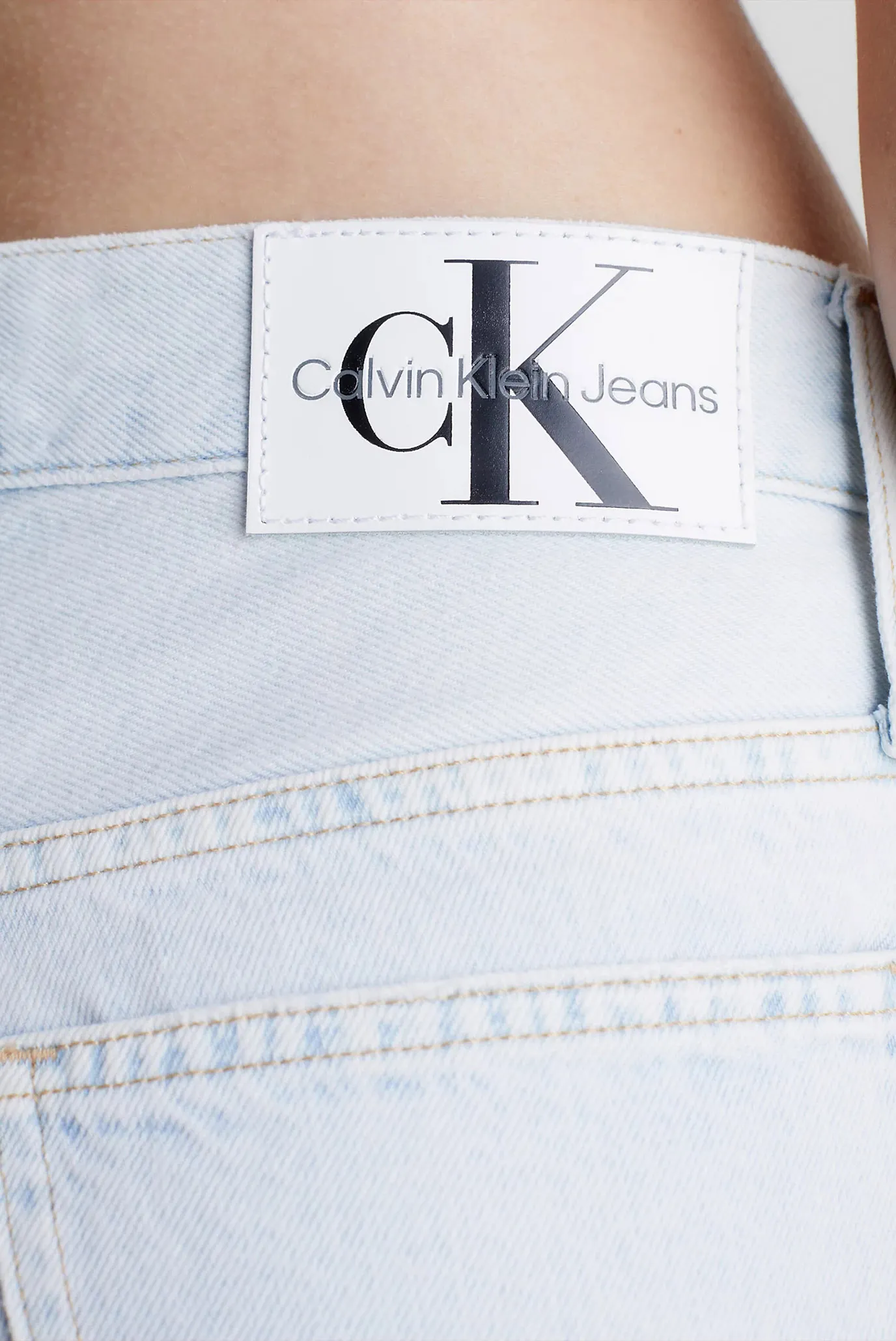 Джинсы MOM JEAN ANKLE 4