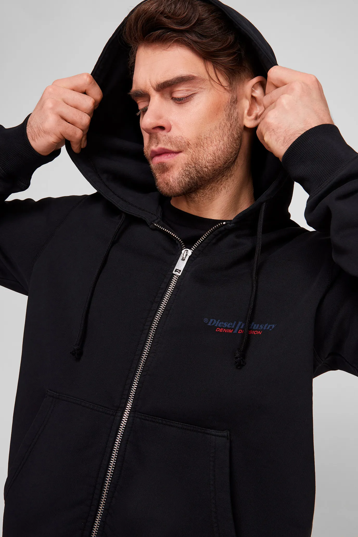 Черное худи S-GINN-HOOD-ZIP-IND 10