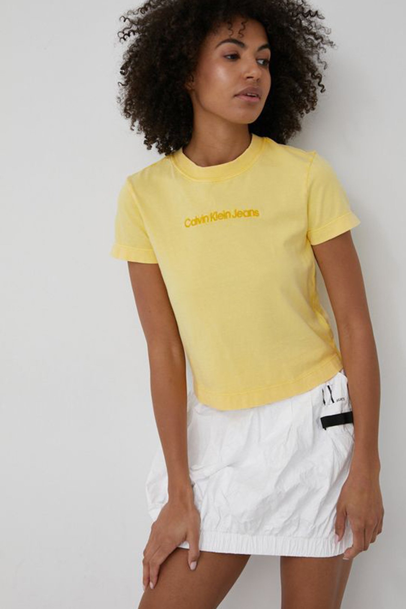 Женская желтая футболка GARMENT DYED BABY TEE 1