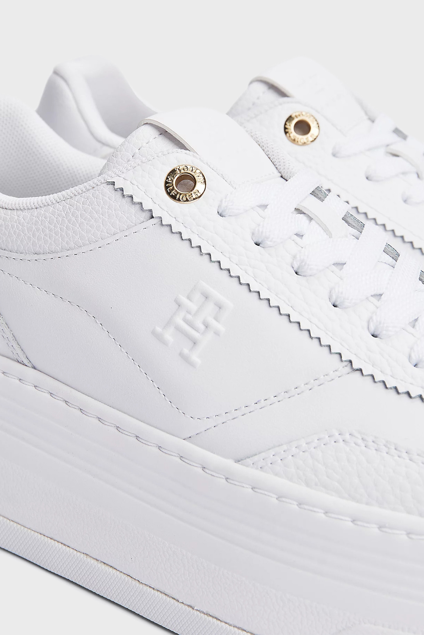 Женские белые сникерсы PLATFORM LUX COURT SNEAKER 8