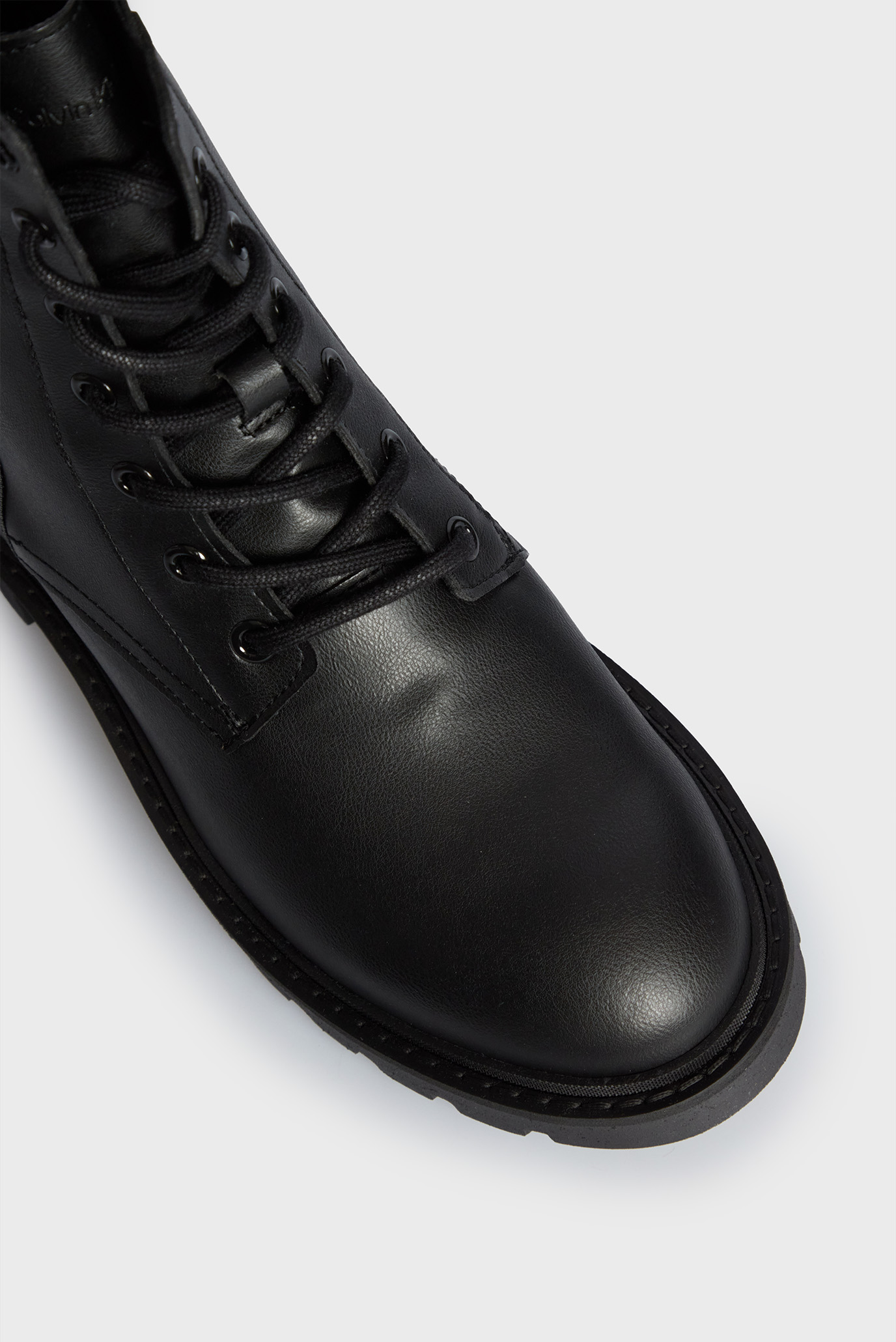 Женские черные ботинки COMBAT MID LACEUP 10