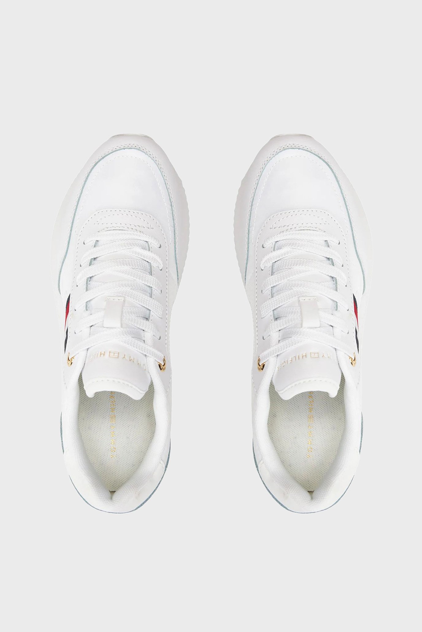 Кроссовки ESSENTIAL RUNNER GLOBAL STRIPES 4