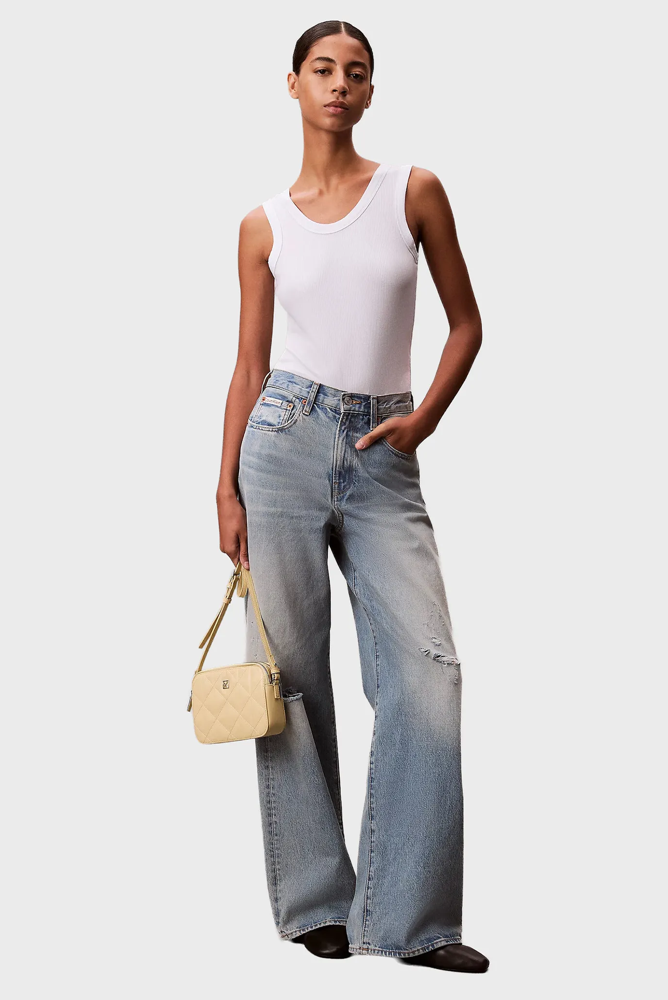 Сумка QUILTED DOUBLE ZIP CAMERA BAG 2