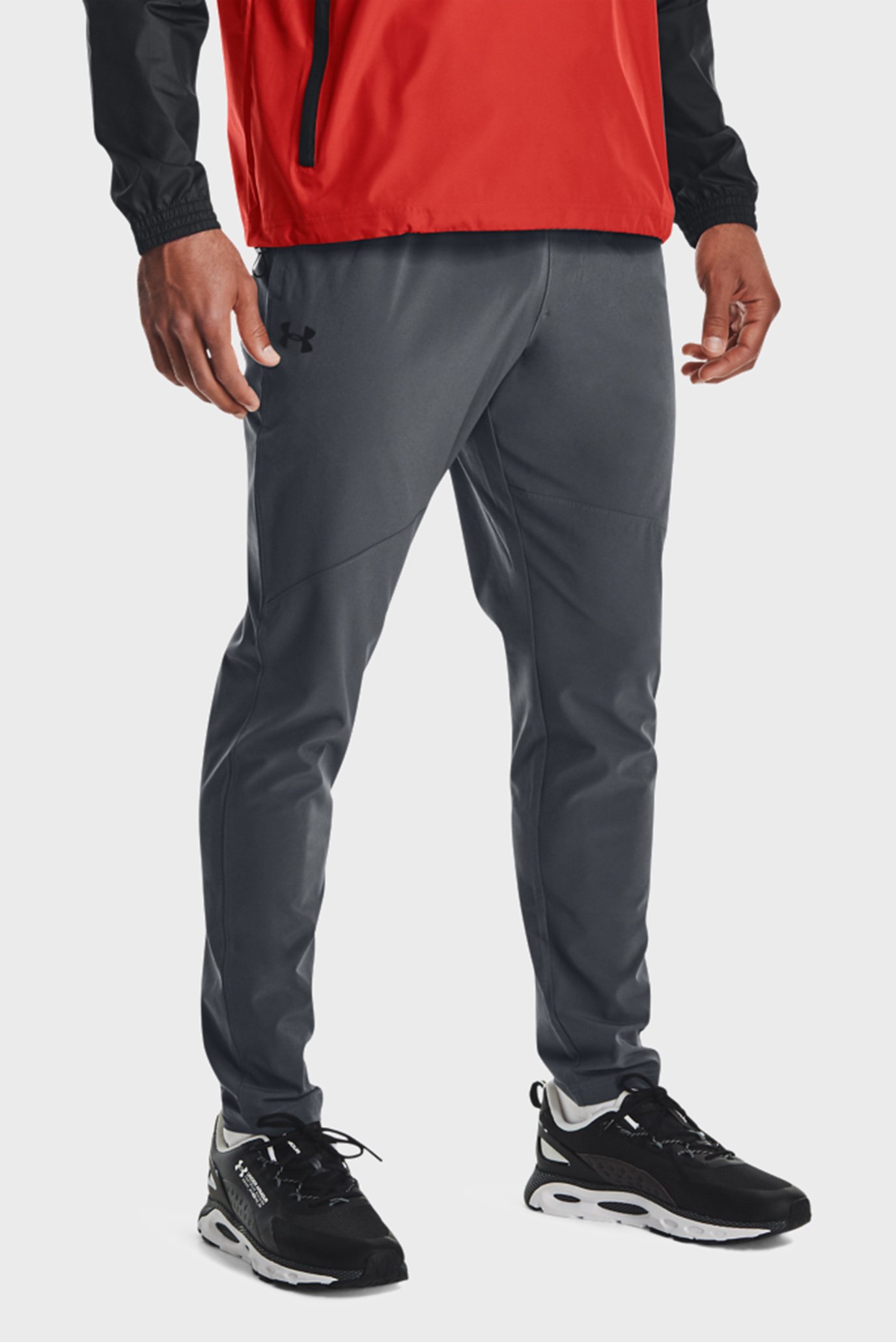 Мужские темно-серые спортивные брюки UA STRETCH WOVEN PANT 1