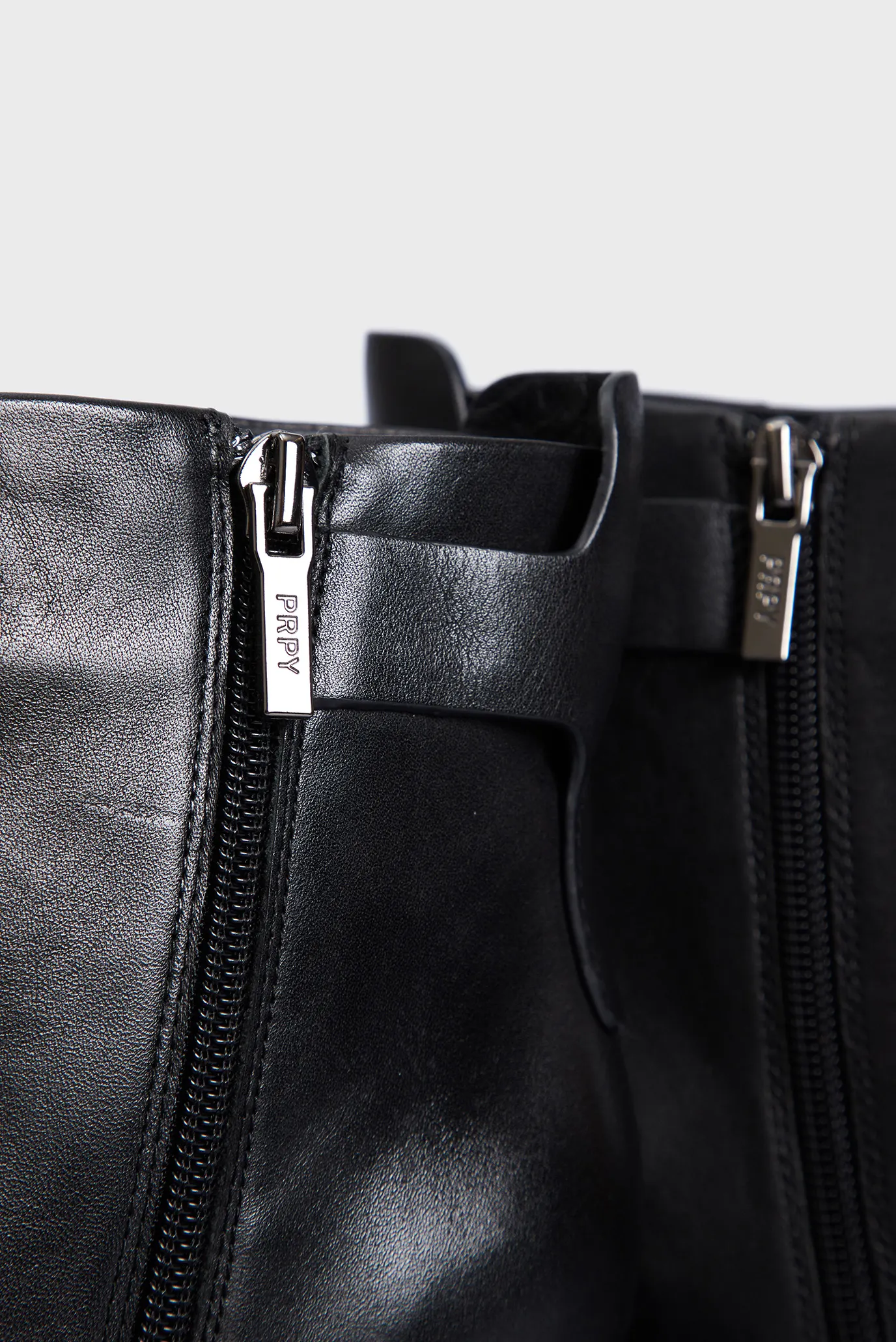 Женские черные кожаные ботильоны Aloja 4