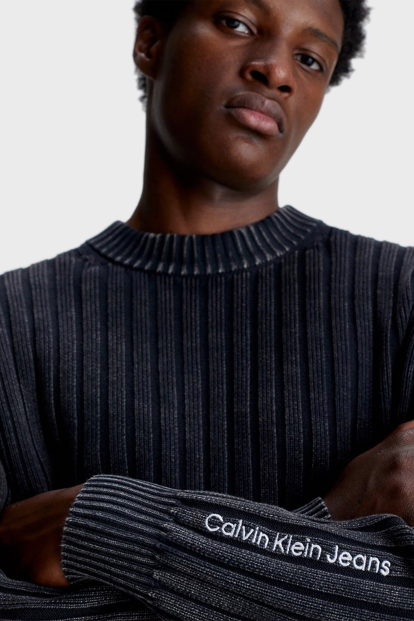 Мужской черный джемпер GMD 4