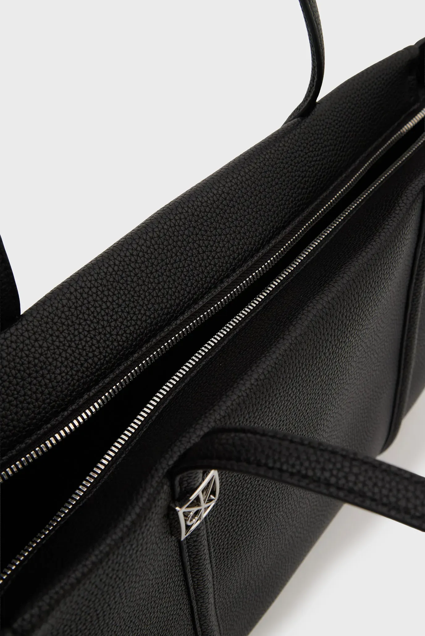 Сумка EMBLEM HW PEBBLE TOTE 5