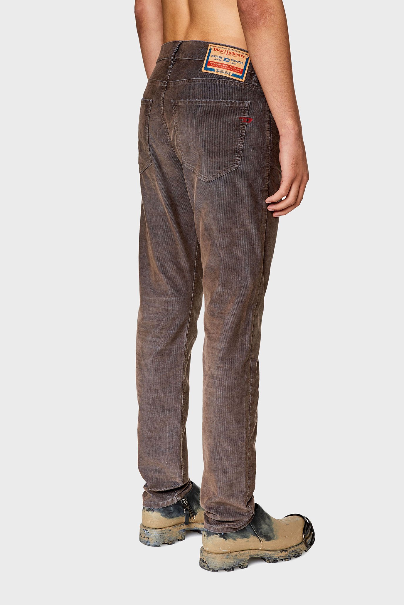 Джинсы 2019 D-STRUKT L.32 TROUSERS 3