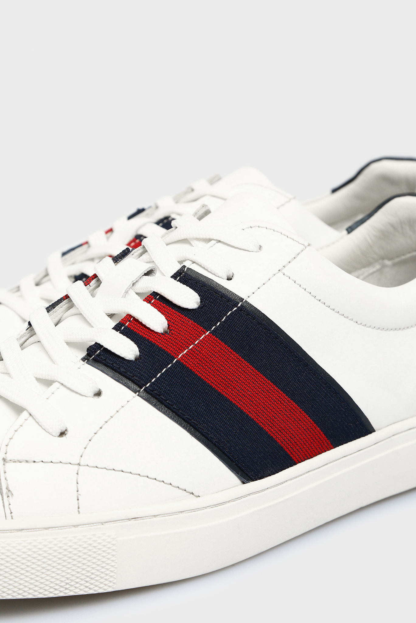 Мужские белые кожаные сникеры Mitul 2