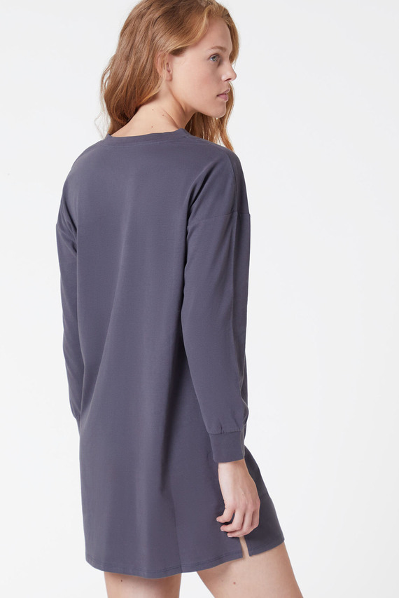 Женская темно-серая ночная рубашка HOPI Женская темно-серая ночная рубашка HOPI